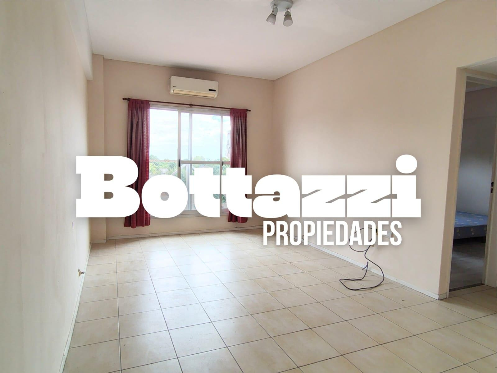 Two-room apartment in Lomas de Zamora near Av. Alsina