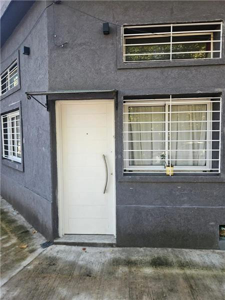 Ground-floor PH with 1 bedroom in Turdera, Lomas de Zamora