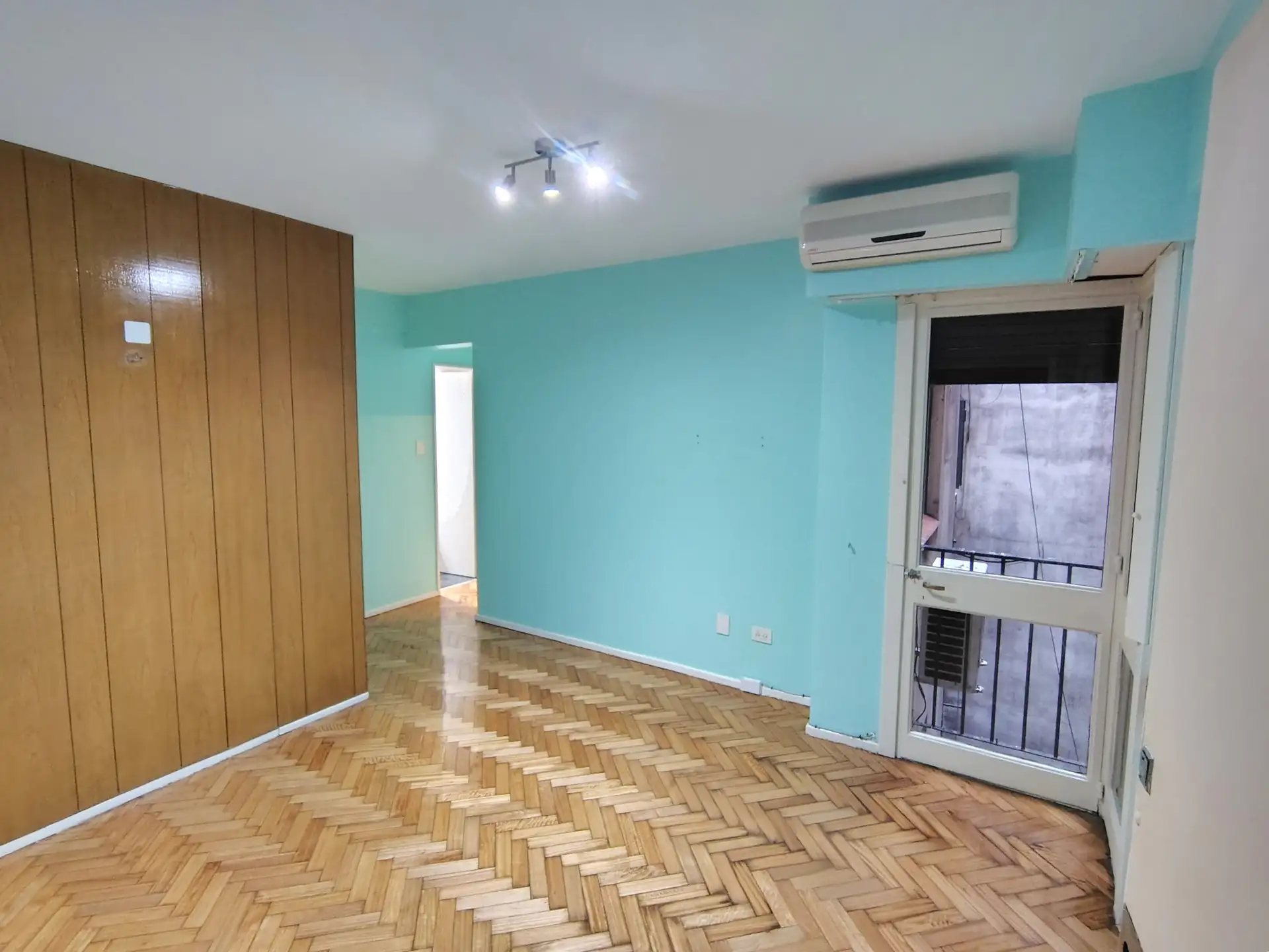 Reciclado one-bedroom apartment in Recoleta