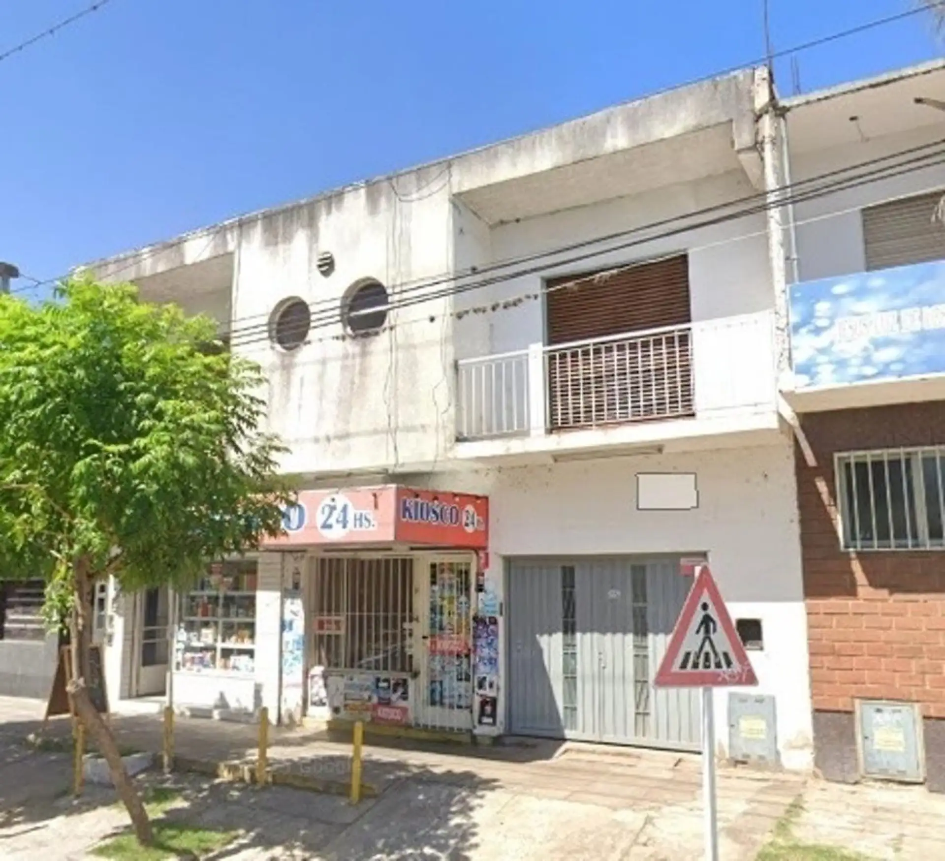 Apartamento tipo PH de 2 dormitórios em Ituzaingó