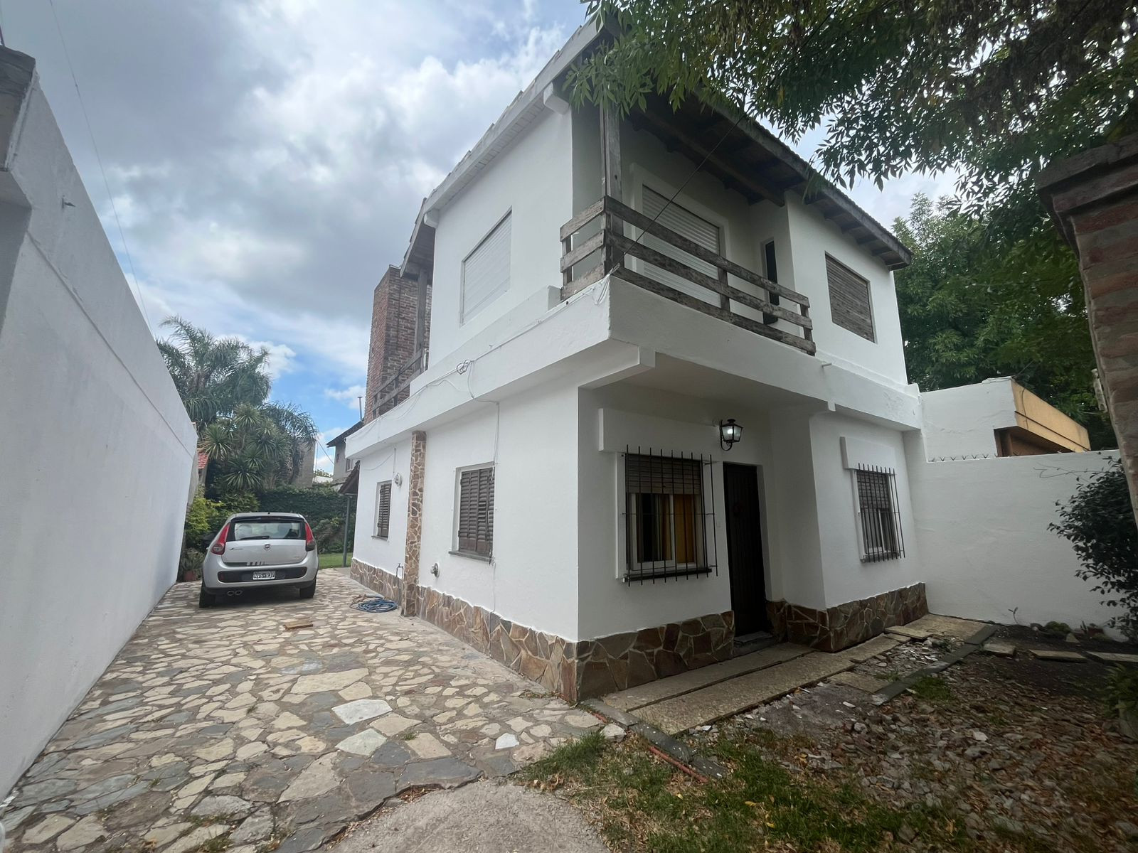 Casa de 2 dormitórios em Ituzaingó Norte