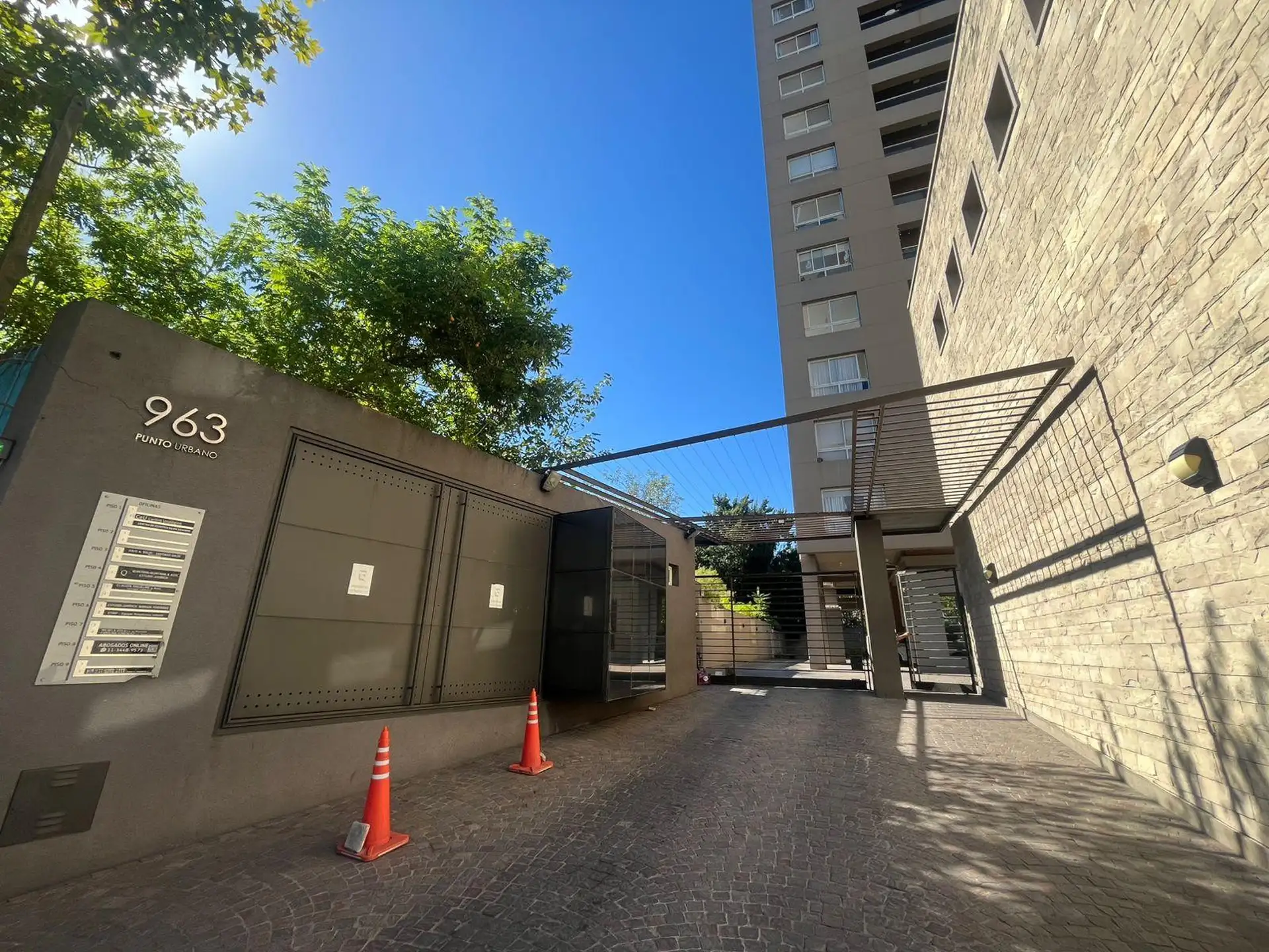 Departamento de 3 ambientes uso comercial o profesional en San Miguel