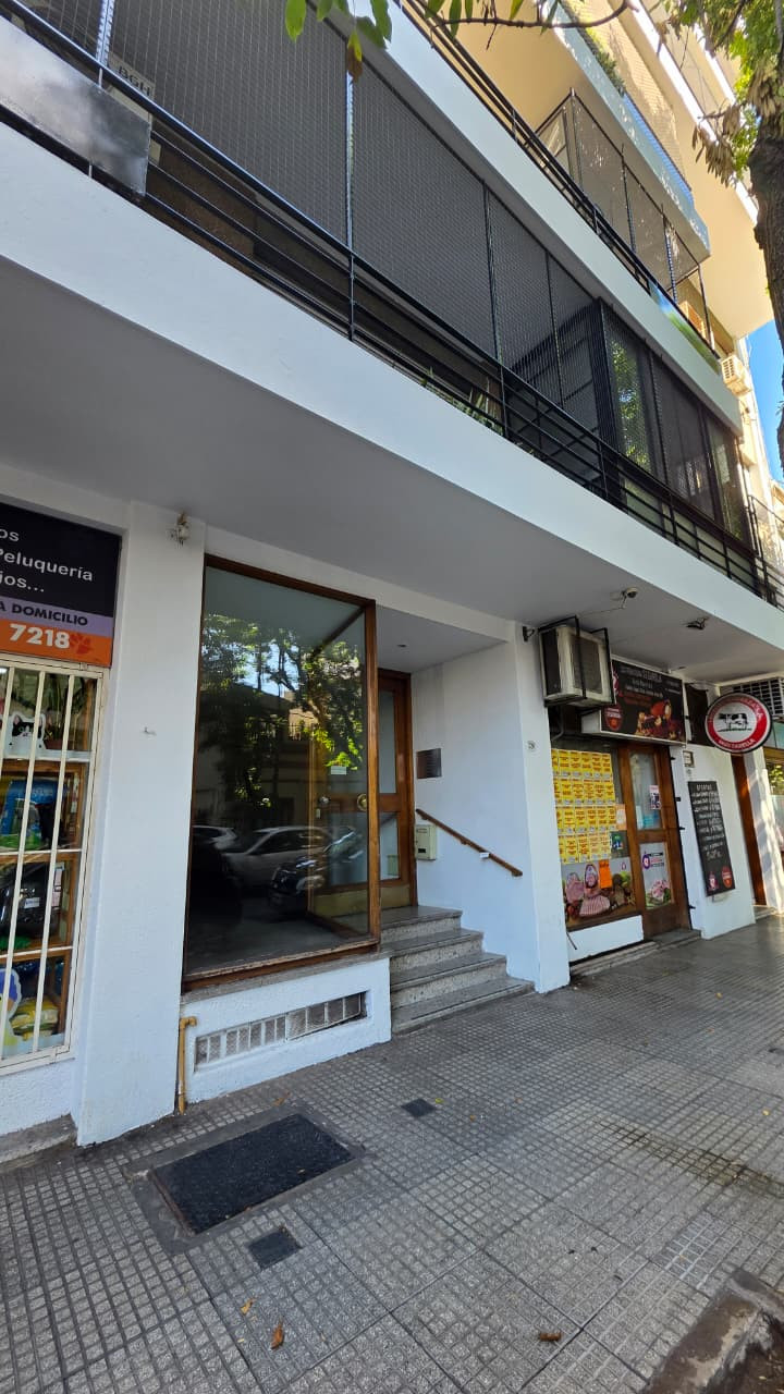 Departamento de 2 ambientes apto profesional en Floresta