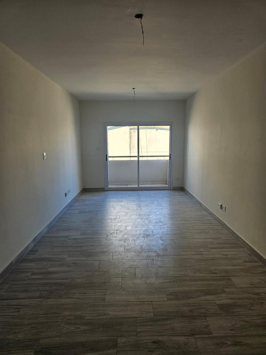 Квартира-студия с мебелью в Monserrat