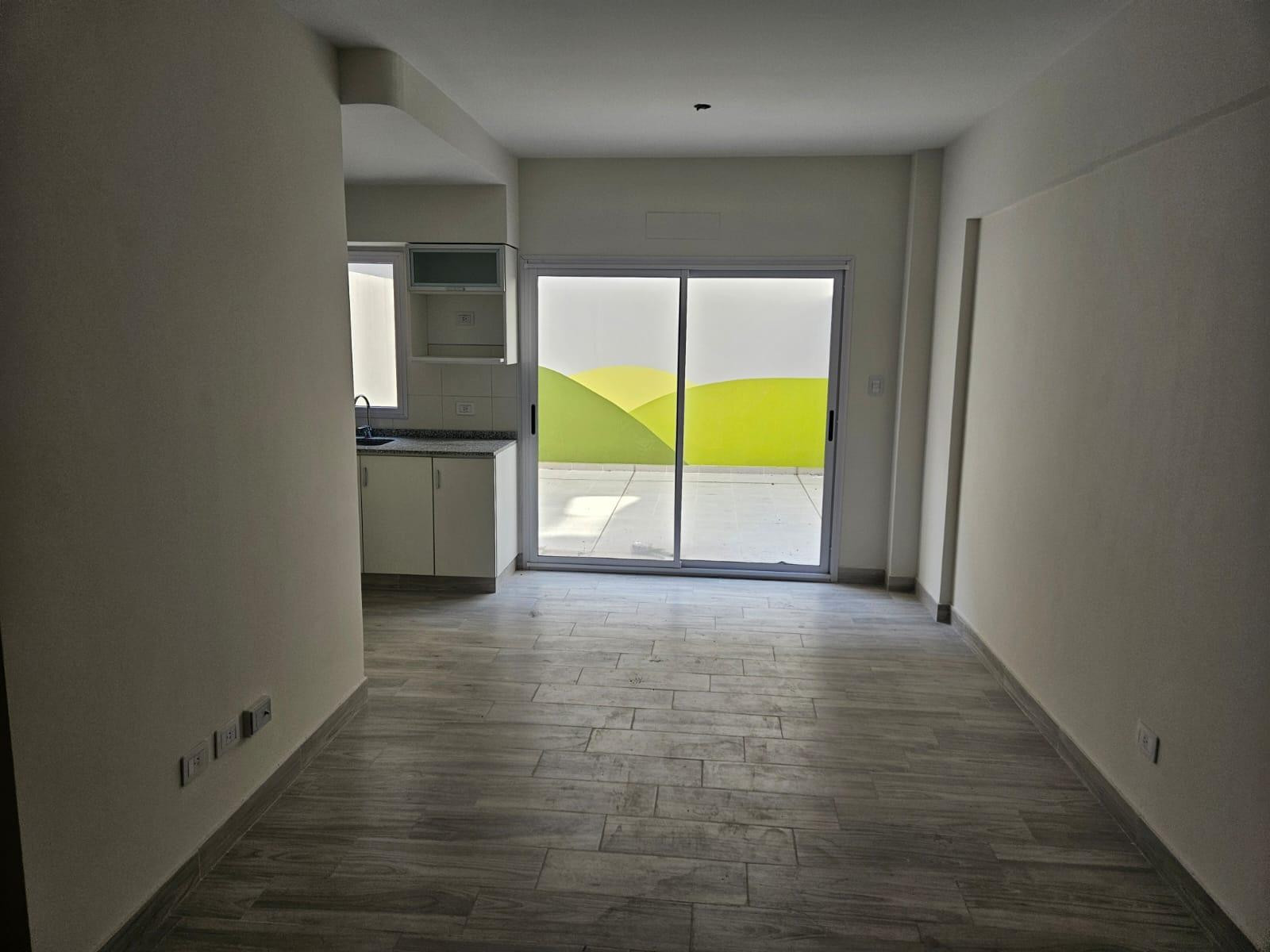 Brand-new one-bedroom apartment in Monserrat