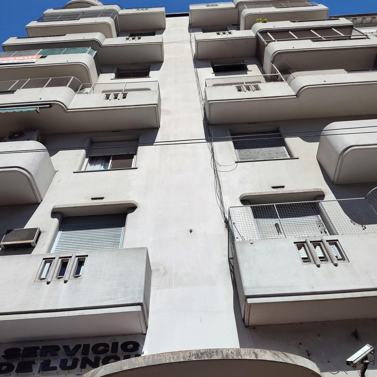 Departamento de 3 ambientes con dependencia en Balvanera