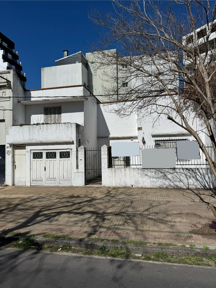 Casa com 5 quartos em lote de 11 x 20 em Buenos Aires
