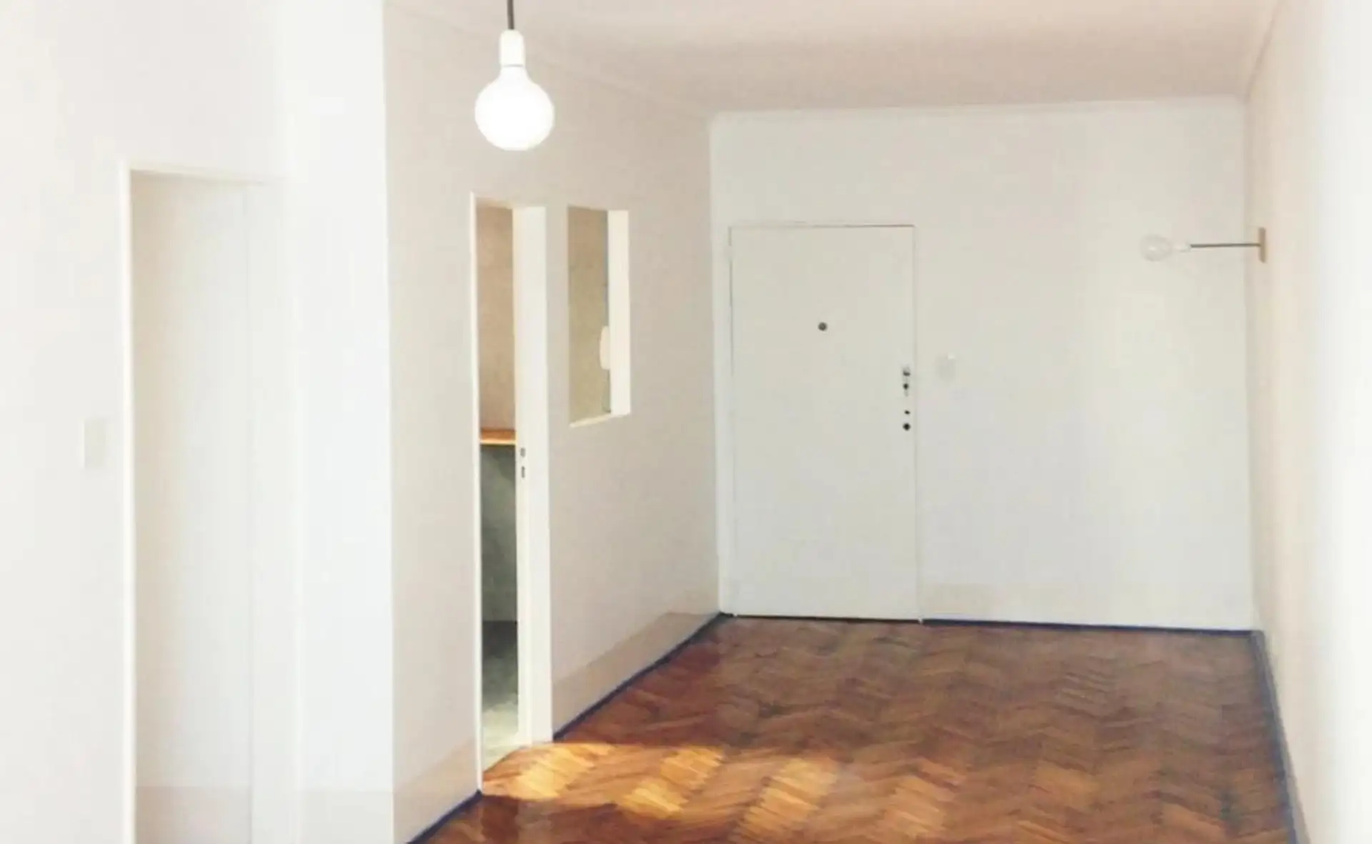 Apartamento de dois dormitórios em Recoleta