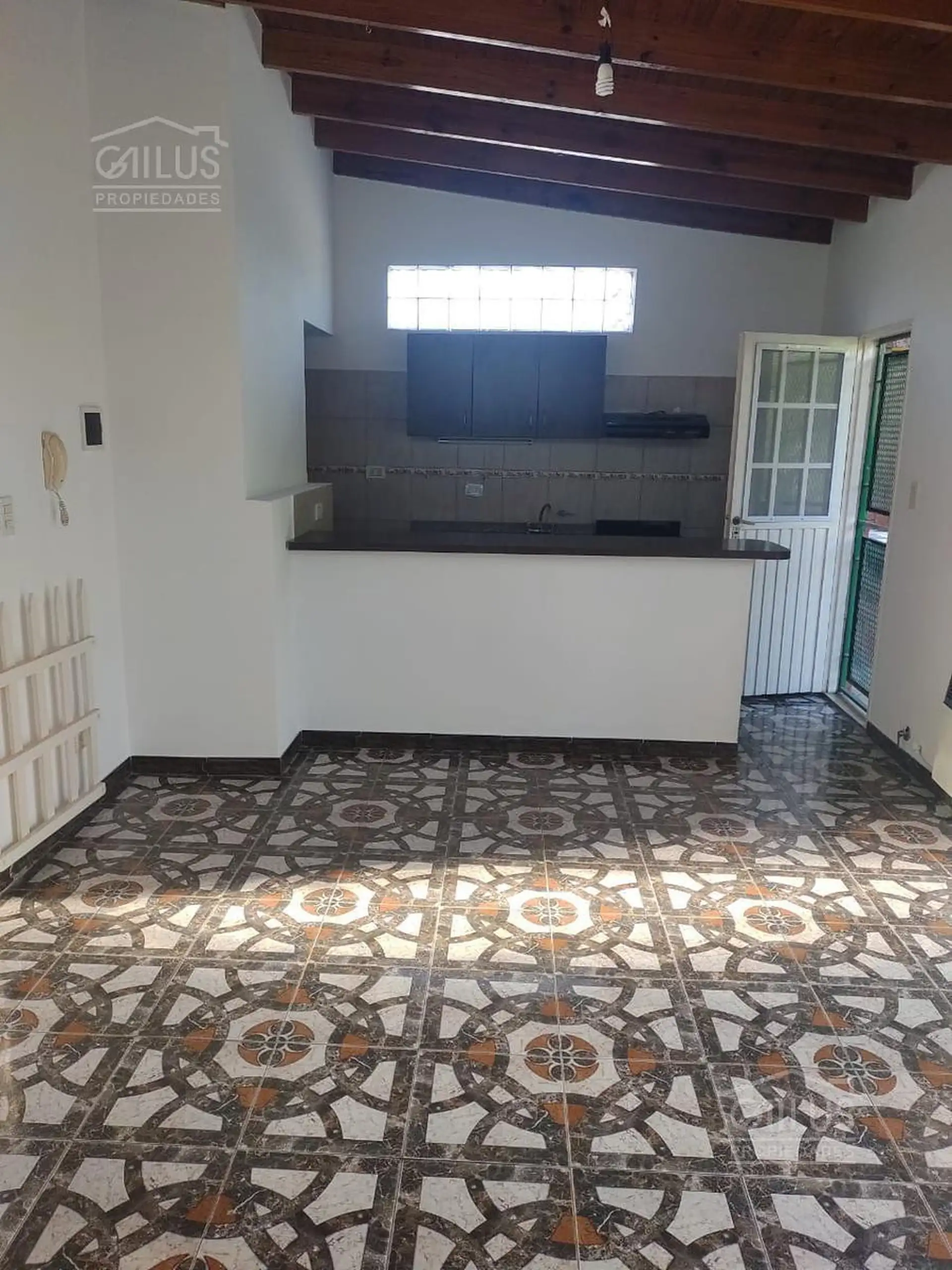 PH de 3 ambientes en San Cristóbal con balcón y terraza