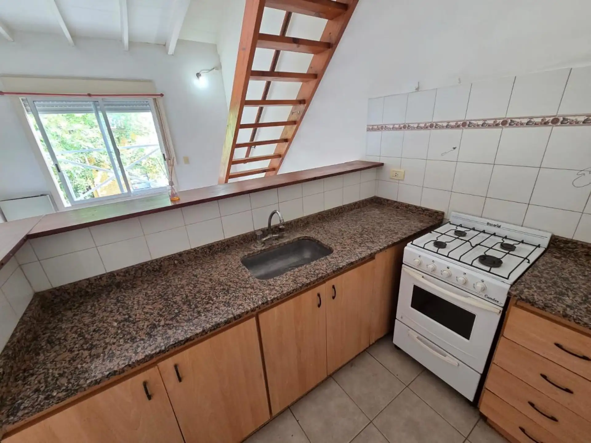 Departamento de 2 ambientes en San Miguel