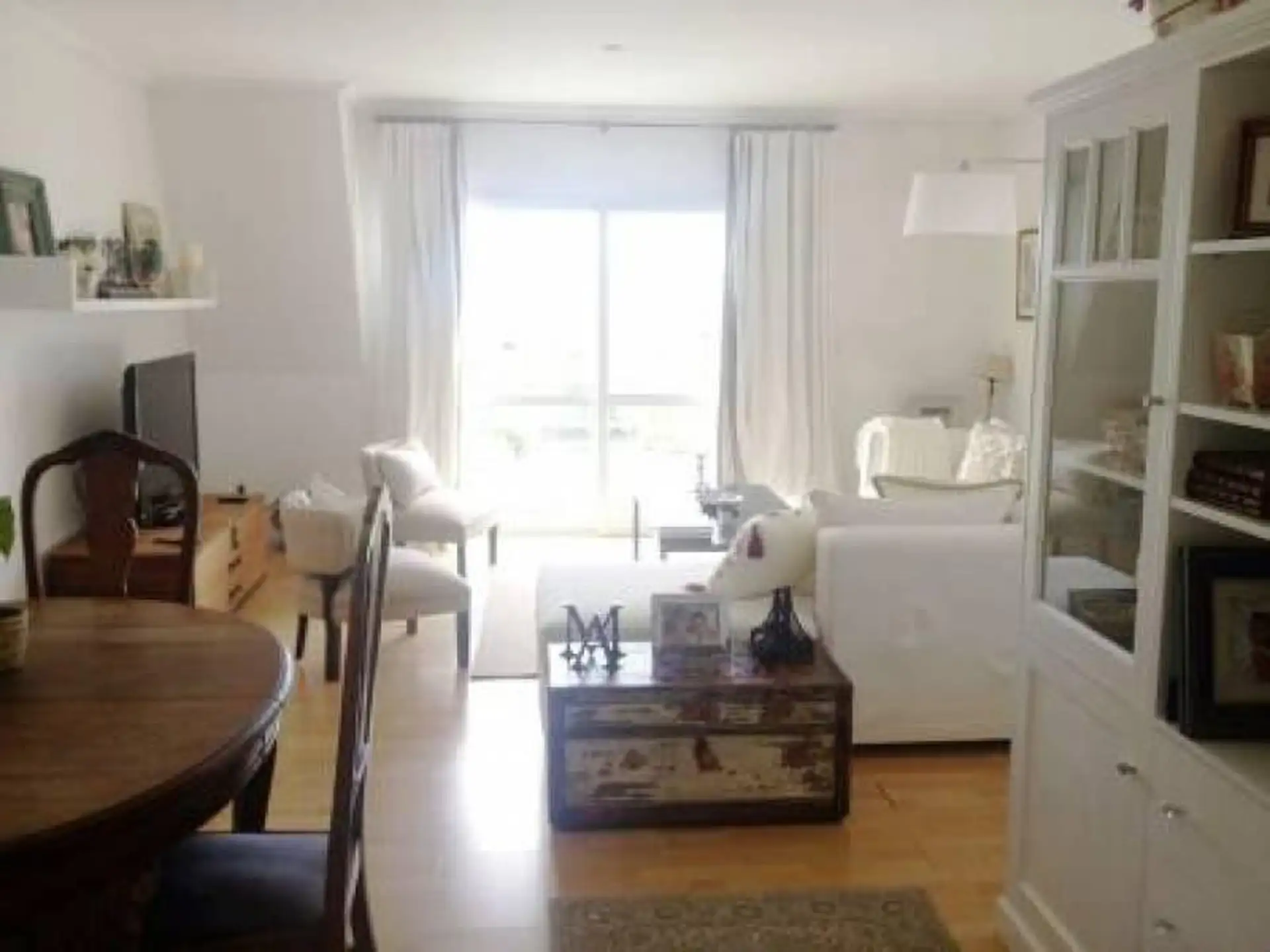 Three-bedroom apartment in Tigre with canal view