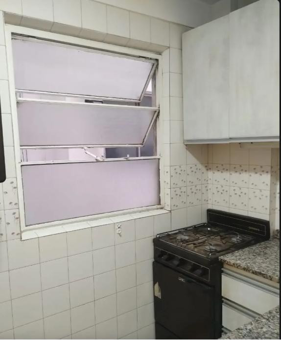 One-bedroom apartment in Monserrat