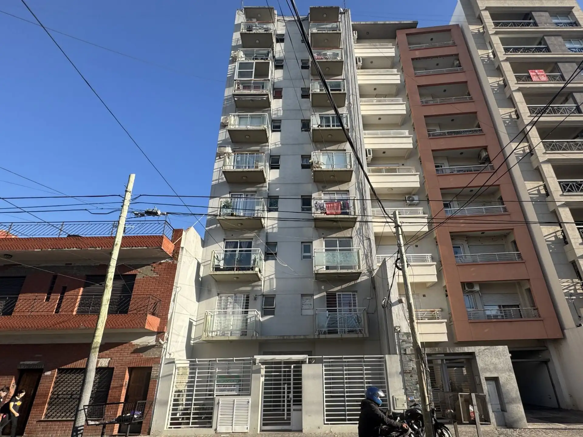 Apartamento de 2 ambientes com 1 quarto em Caseros