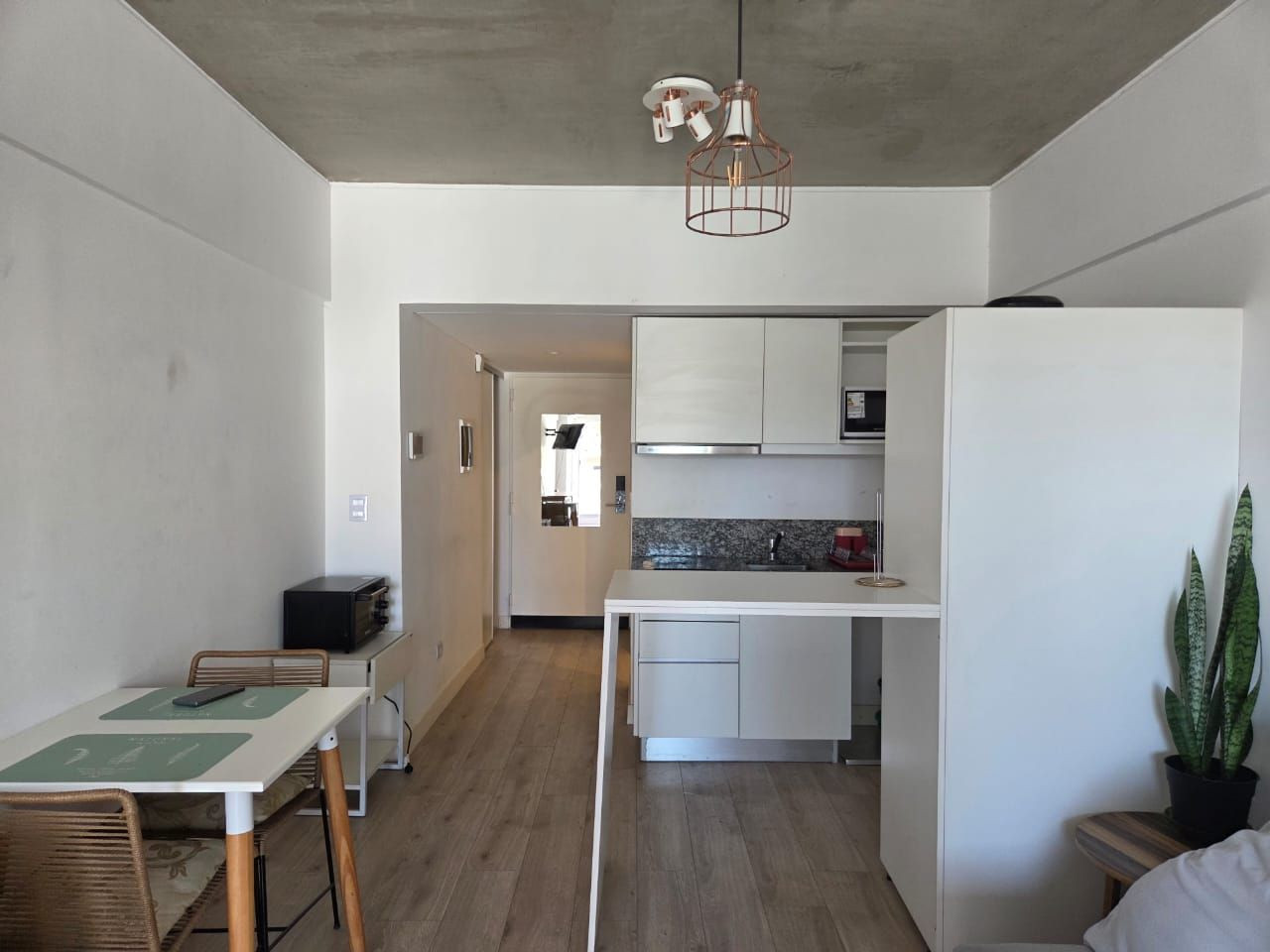 Kitnet mobiliada de um quarto em Palermo Hollywood