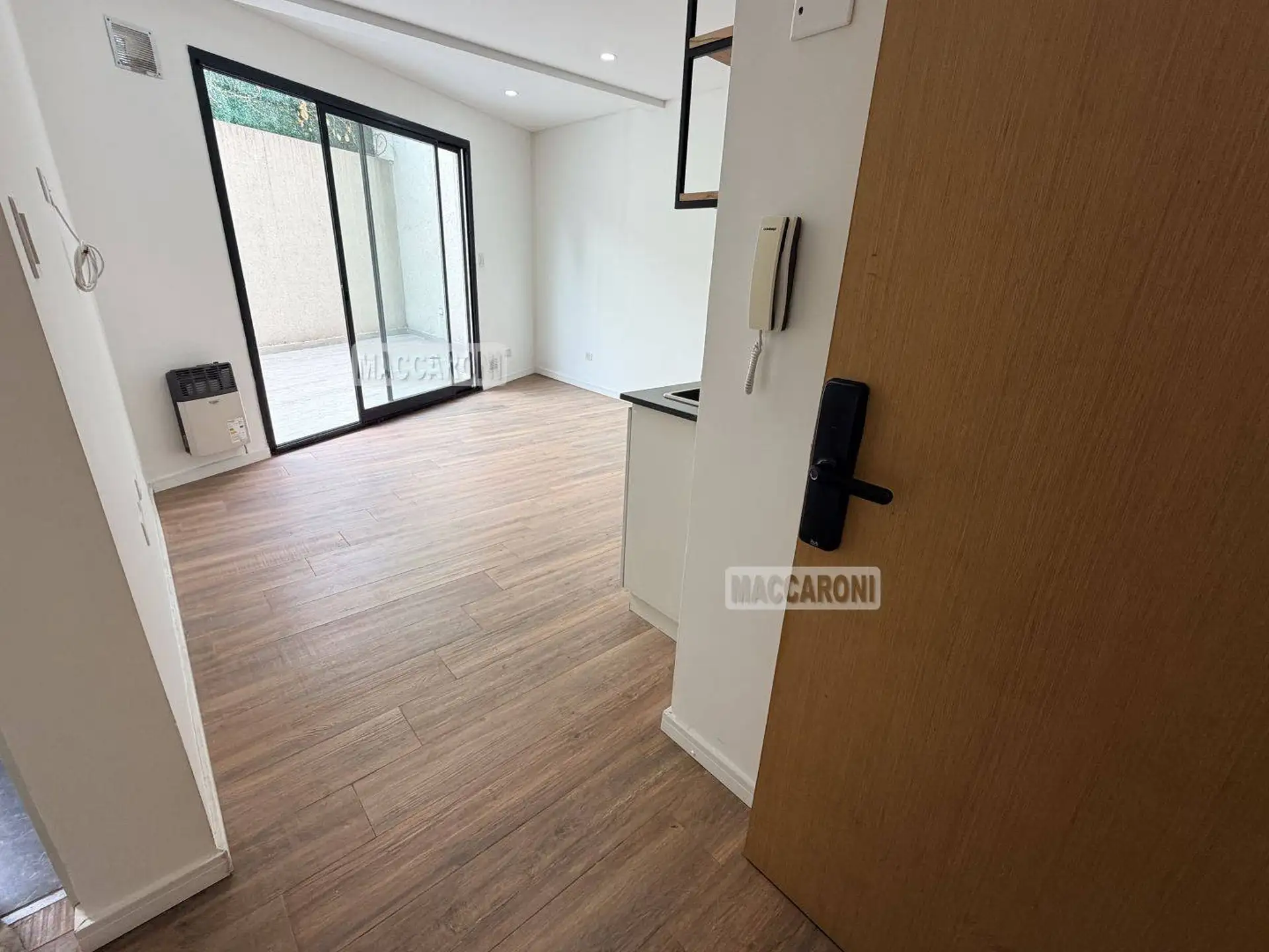 Departamento de 2 ambientes en Monte Castro