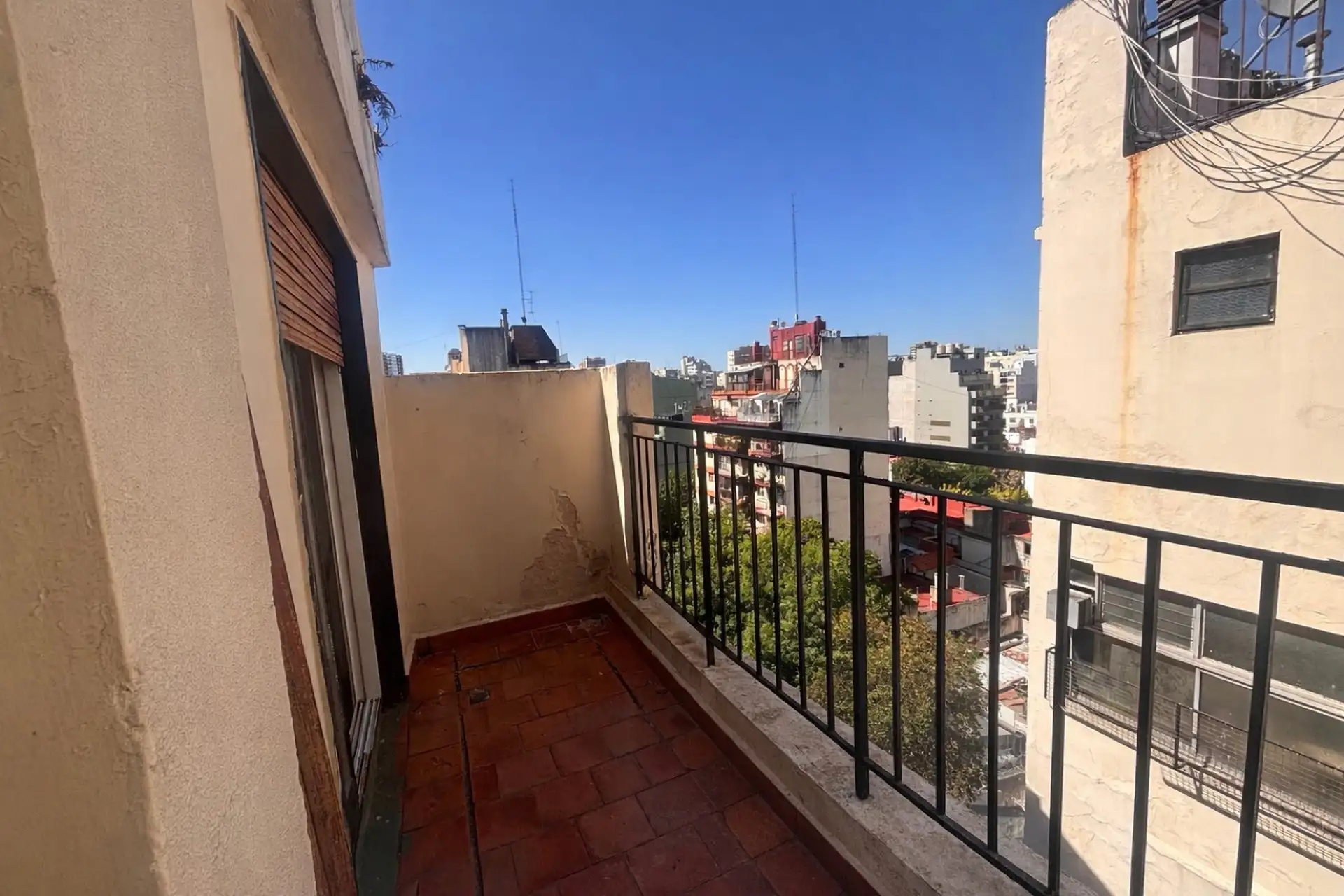 Departamento de 2 ambientes con balcón en Almagro