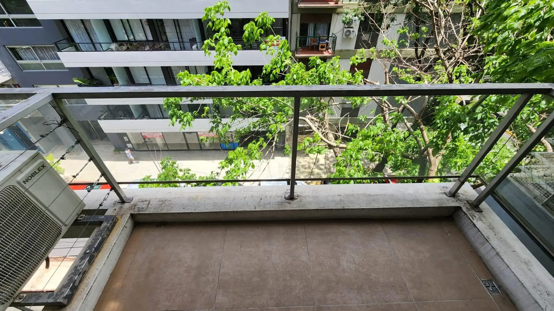 Kitnet semimesiado com varanda em Palermo