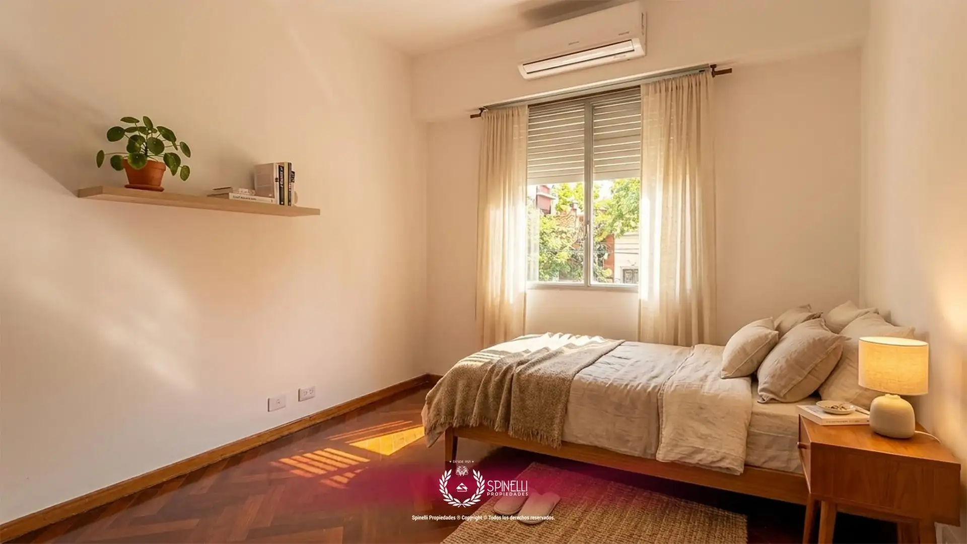 Departamento de 3 ambientes al frente en San Cristóbal