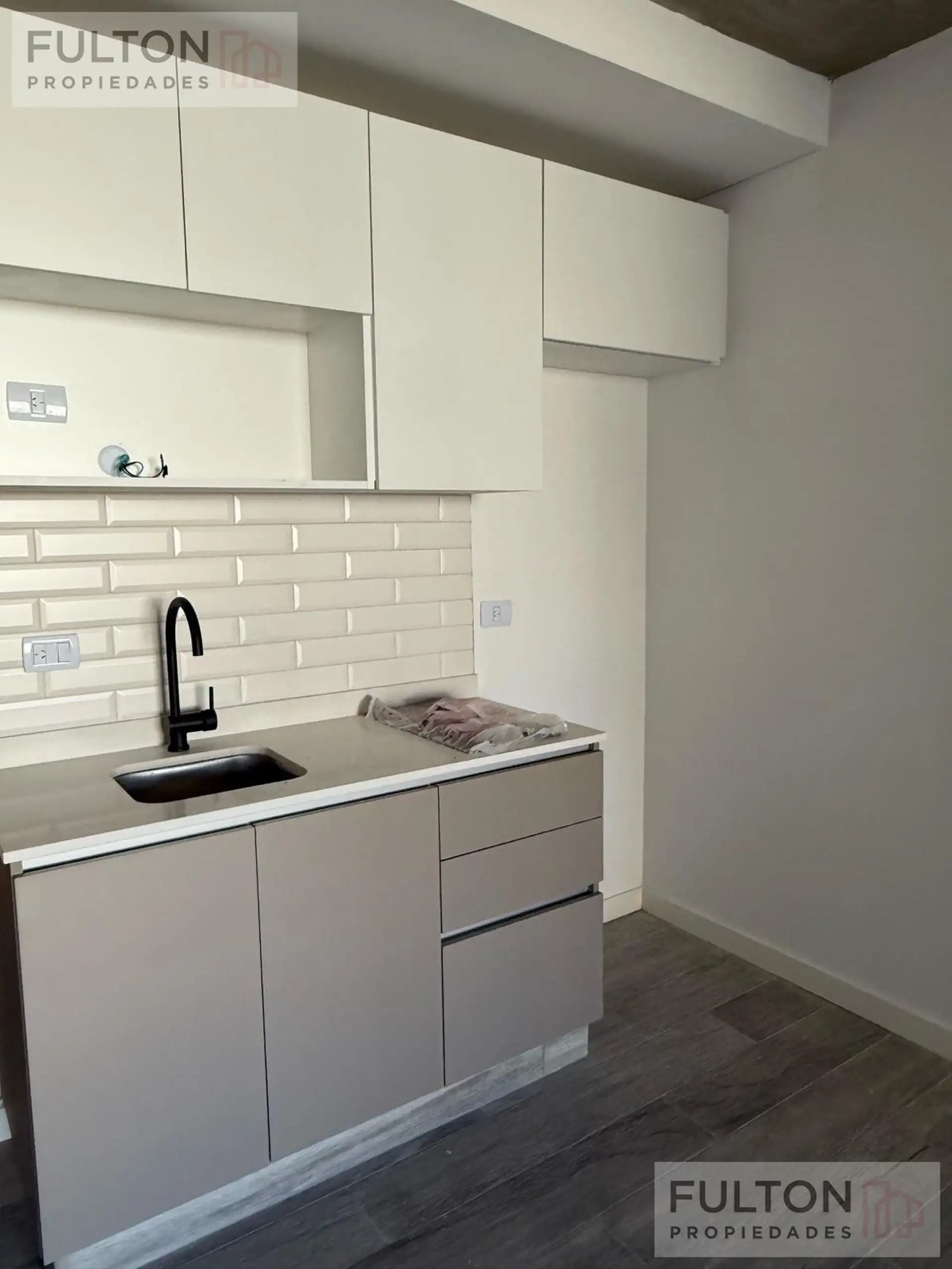 Monoambiente a estrenar con balcón al contrafrente en Villa Crespo