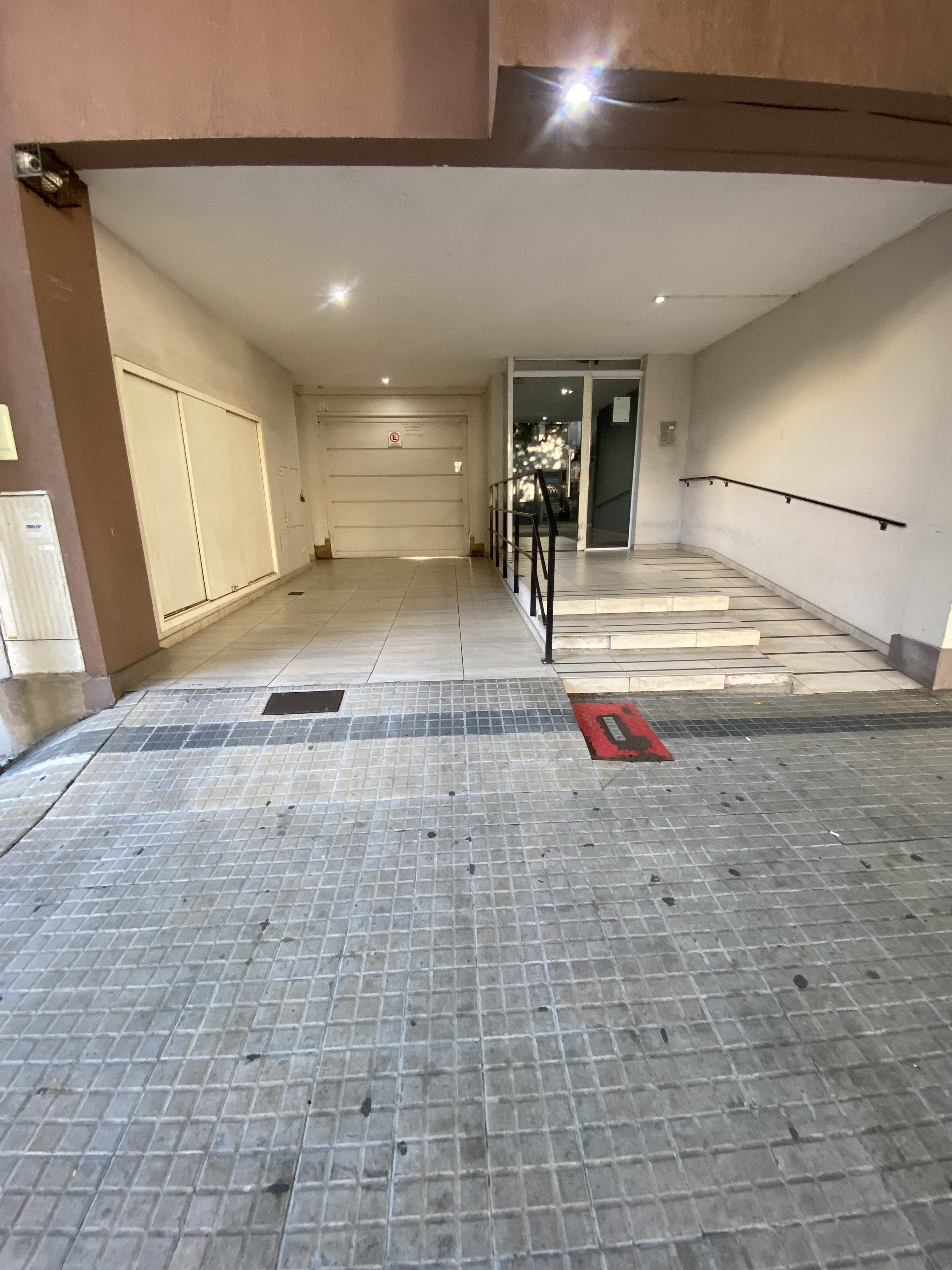 Departamento de 2 ambientes en La Plata con balcón