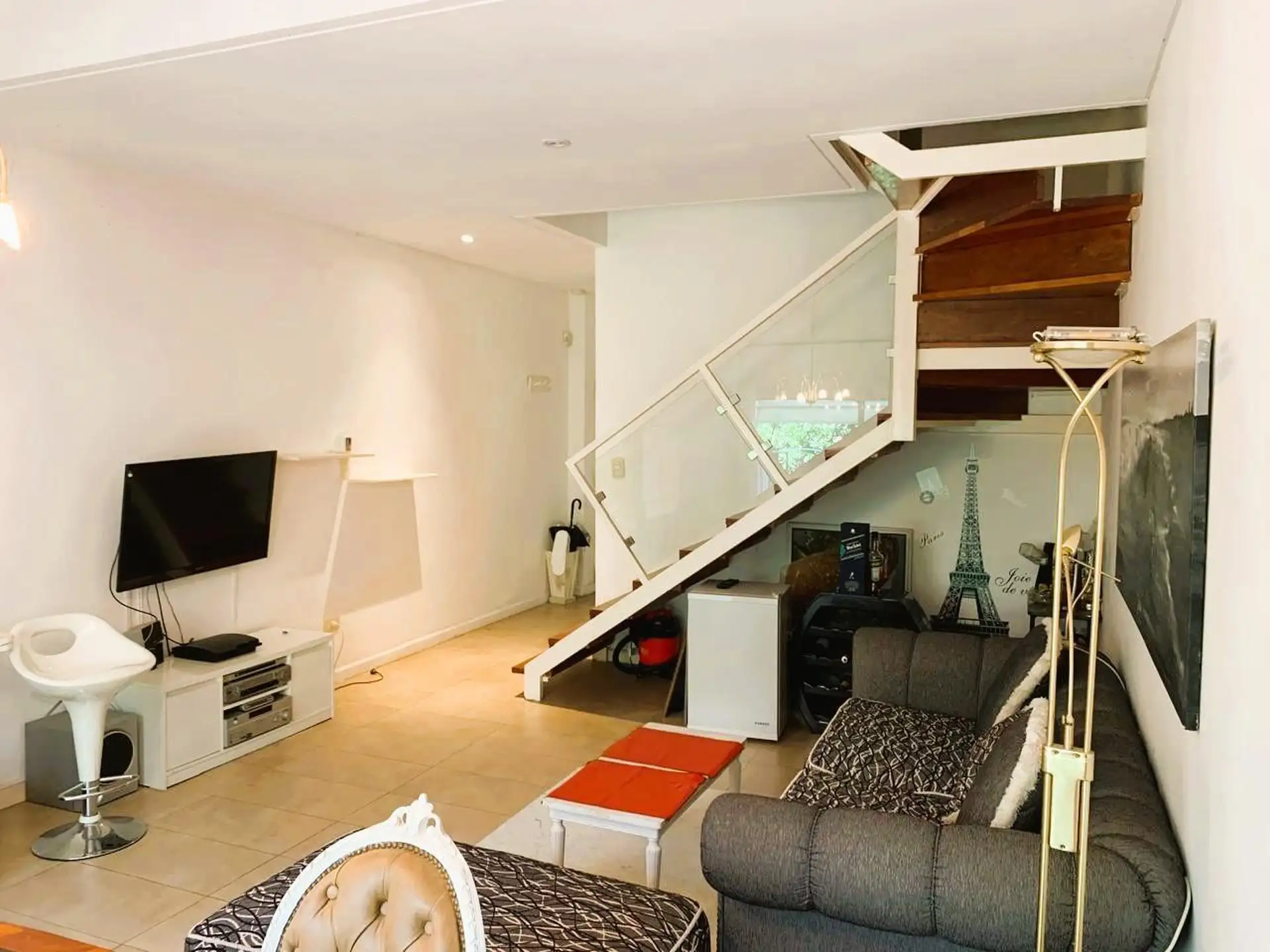 Furnished three-bedroom triplex house in Nordelta, Tigre