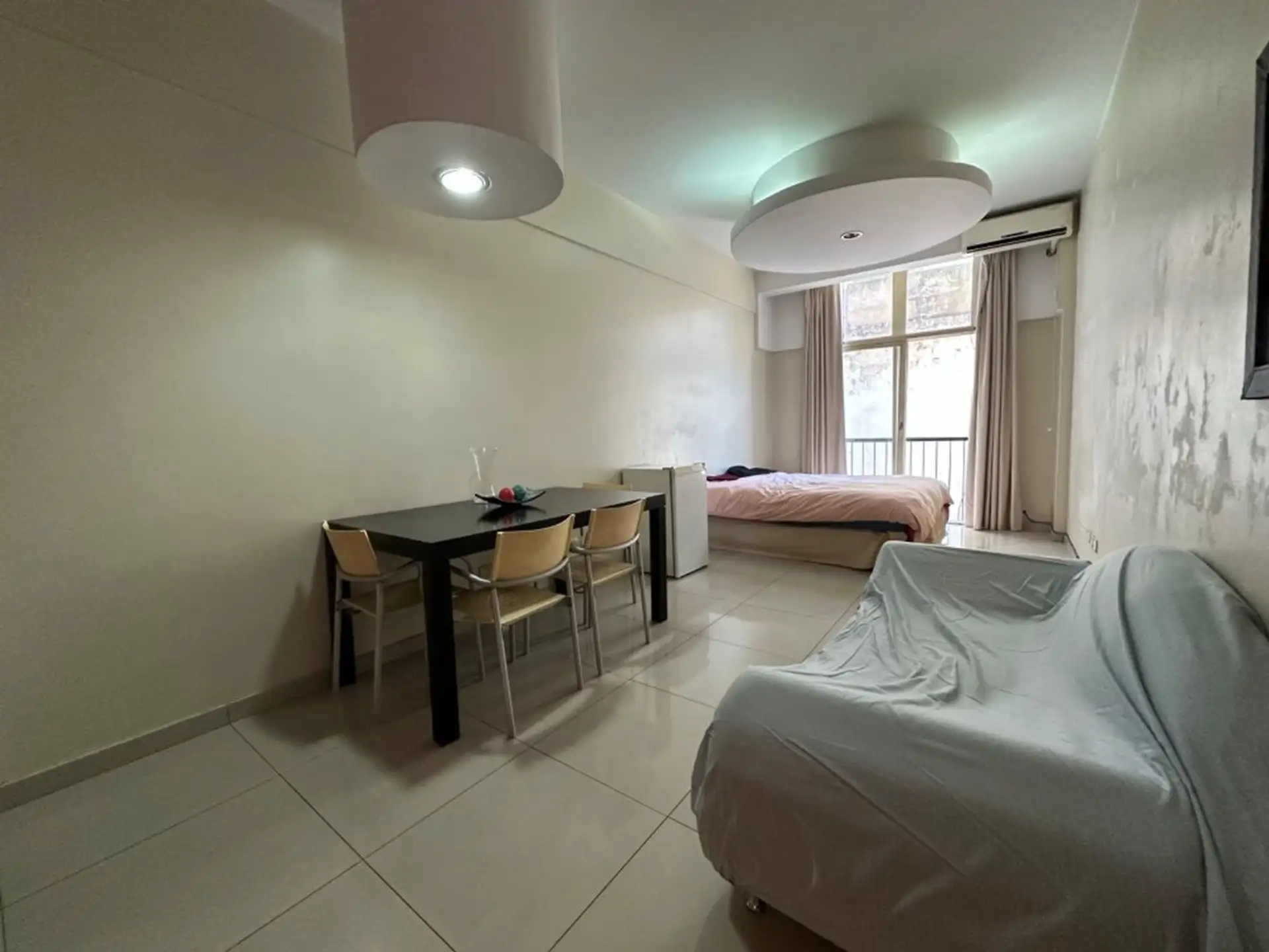 Monoambiente en Retiro en Marcelo T. de Alvear al 700