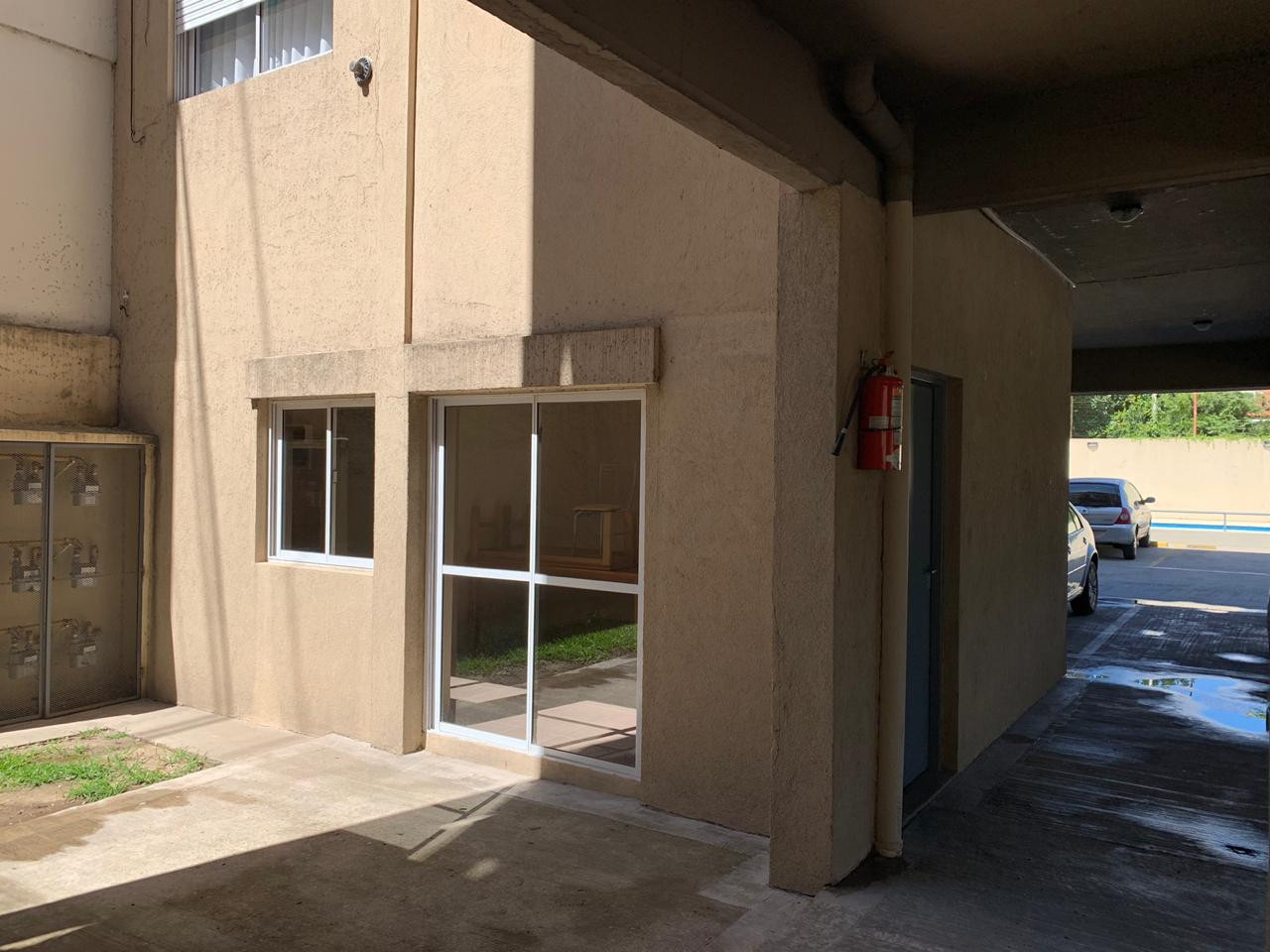 Departamento de 3 ambientes con cochera fija en Munro