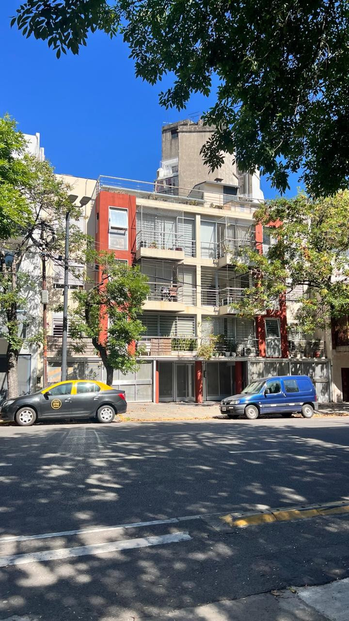 Departamento en alquiler de 2 baños y balcón en Chacarita