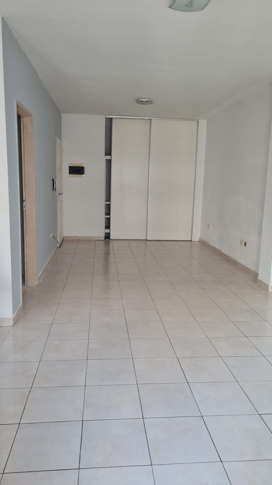 Departamento de 1 dormitorio con balcón en San Cristóbal