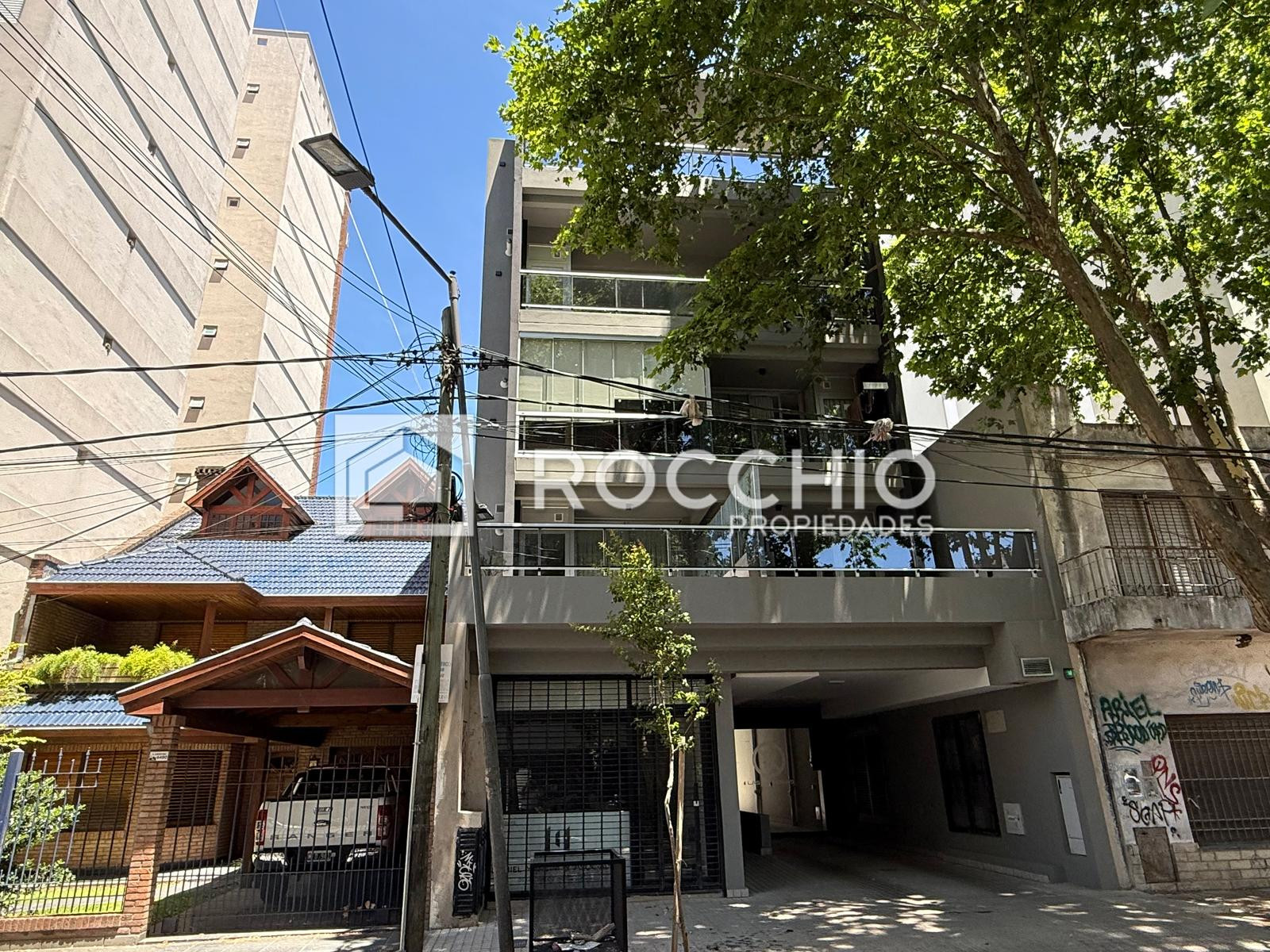 Studio apartment for office use in Villa Ballester