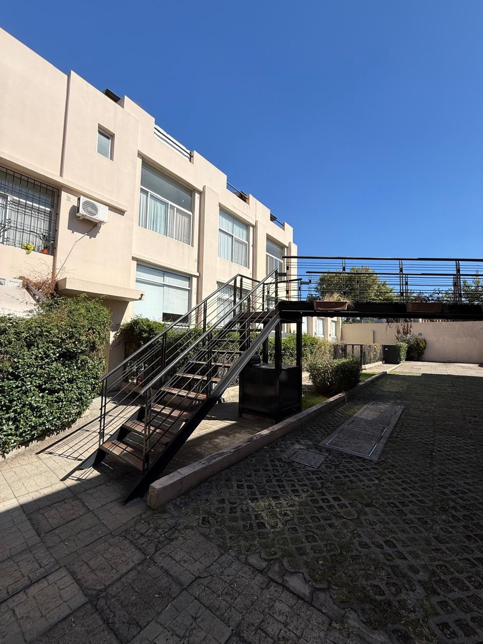 Apartamento de 2 dormitórios em Vicente López, Florida Oeste