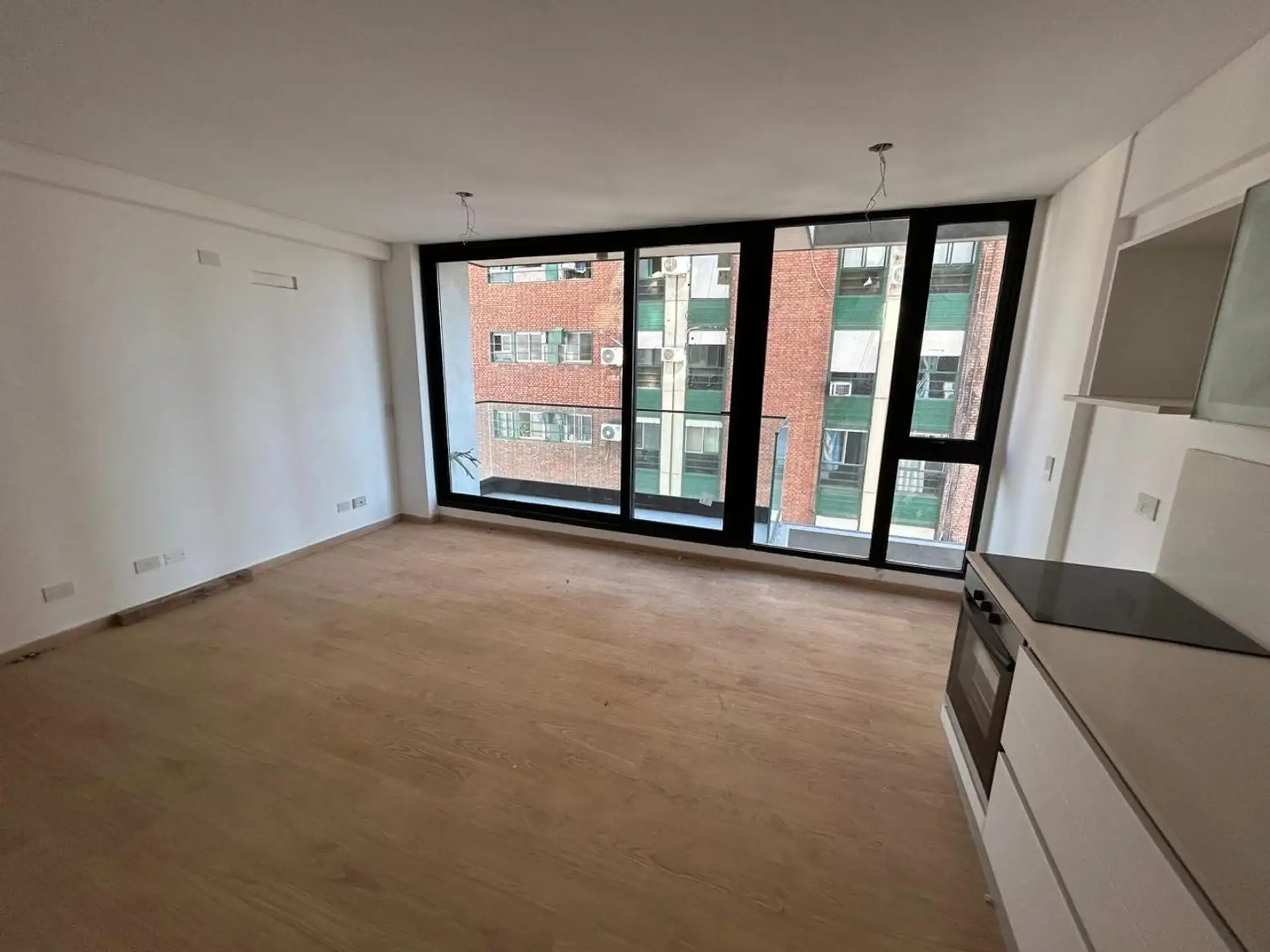 Departamento de 2 ambientes con balcón en Almagro