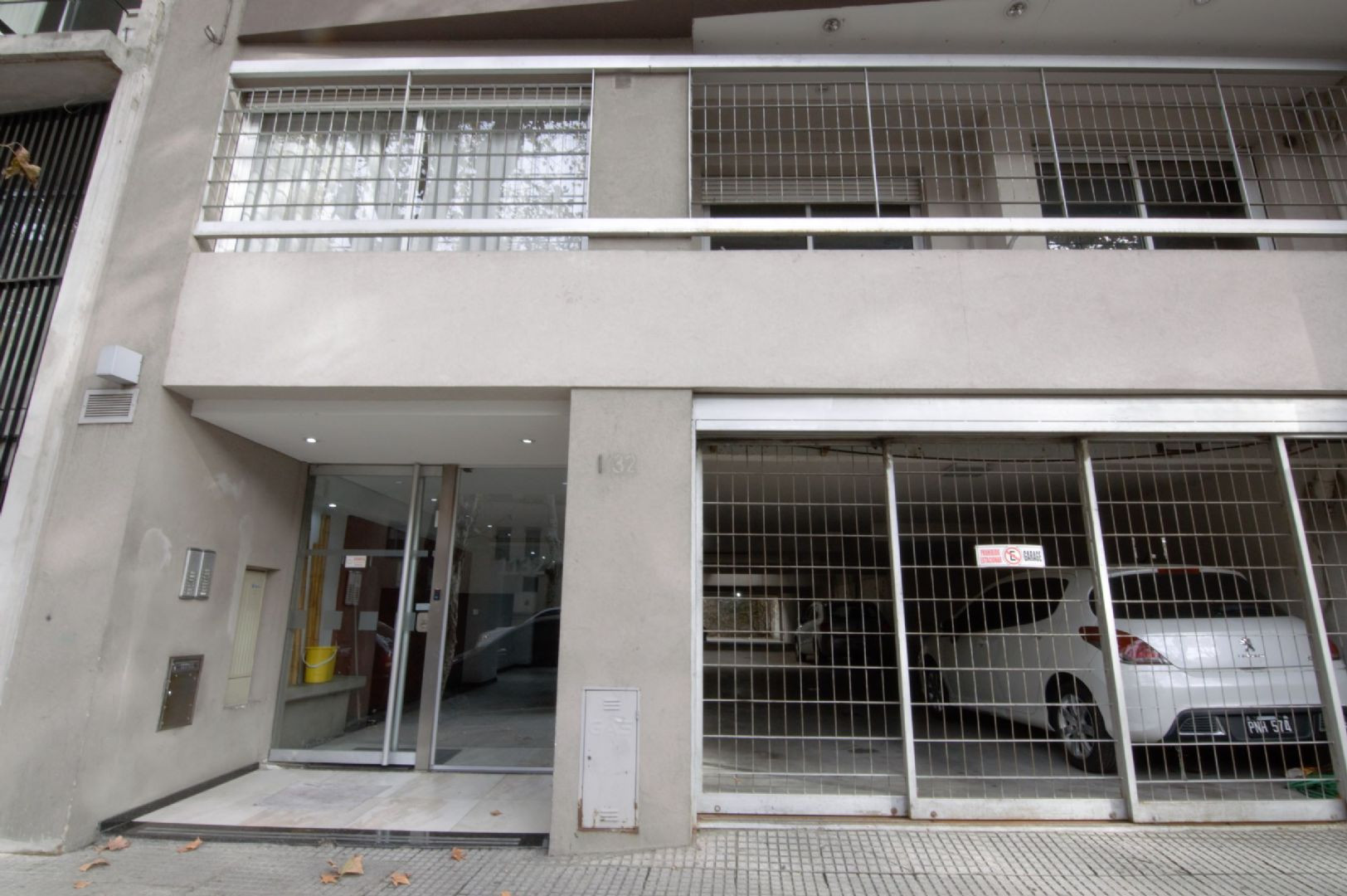 Kitnet de monoambiente no fundos com varanda em Palermo