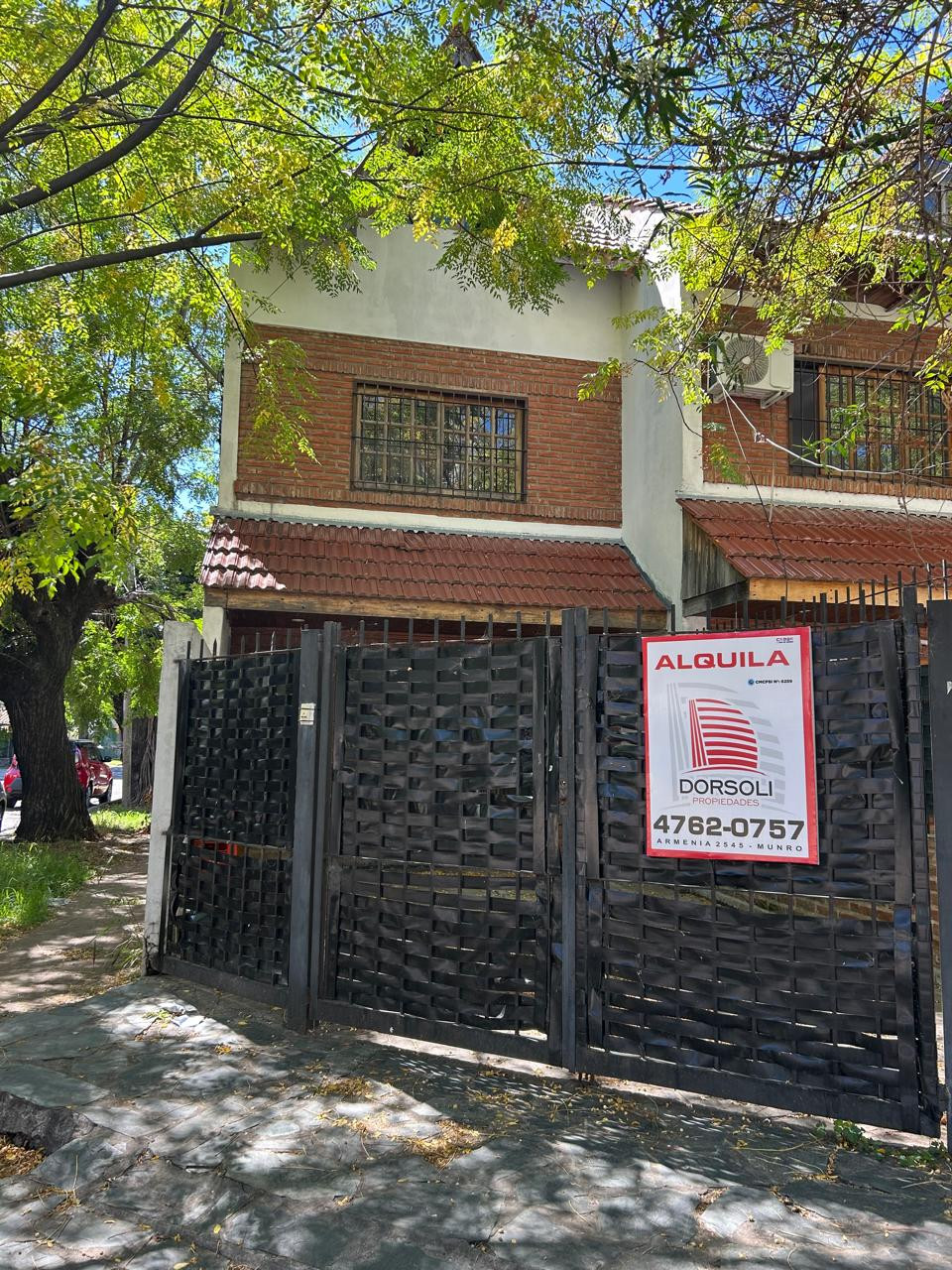 Triplex de 4 ambientes con 2 dormitorios en Villa Adelina