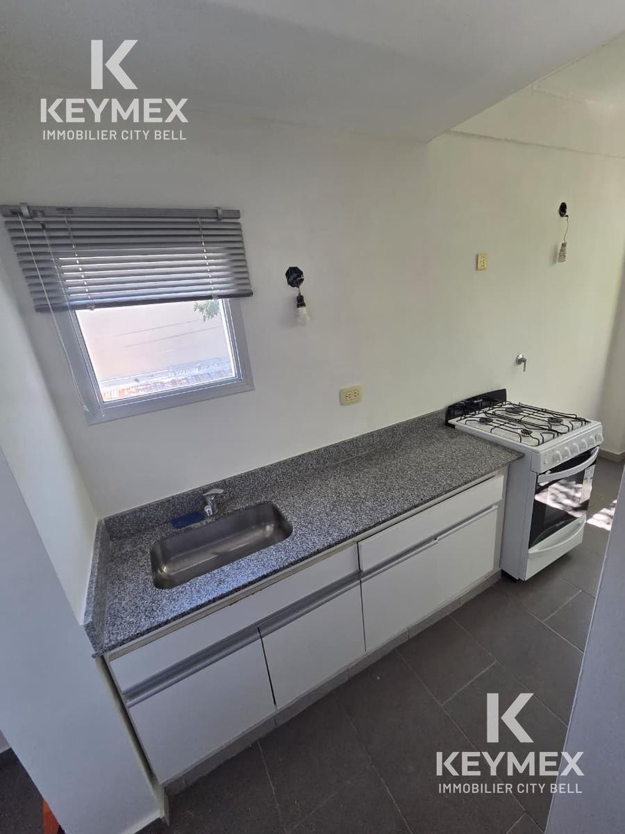 Apartamento de 1 dormitório de frente na região de La Plata