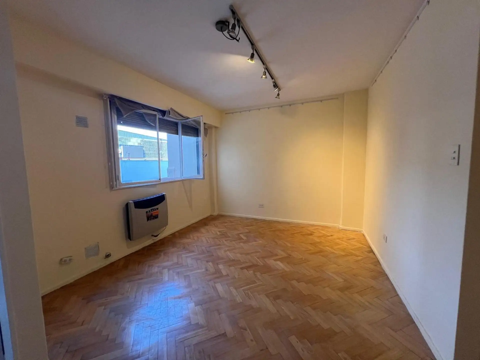 Departamento de 3 ambientes en Villa Crespo con cocina separada