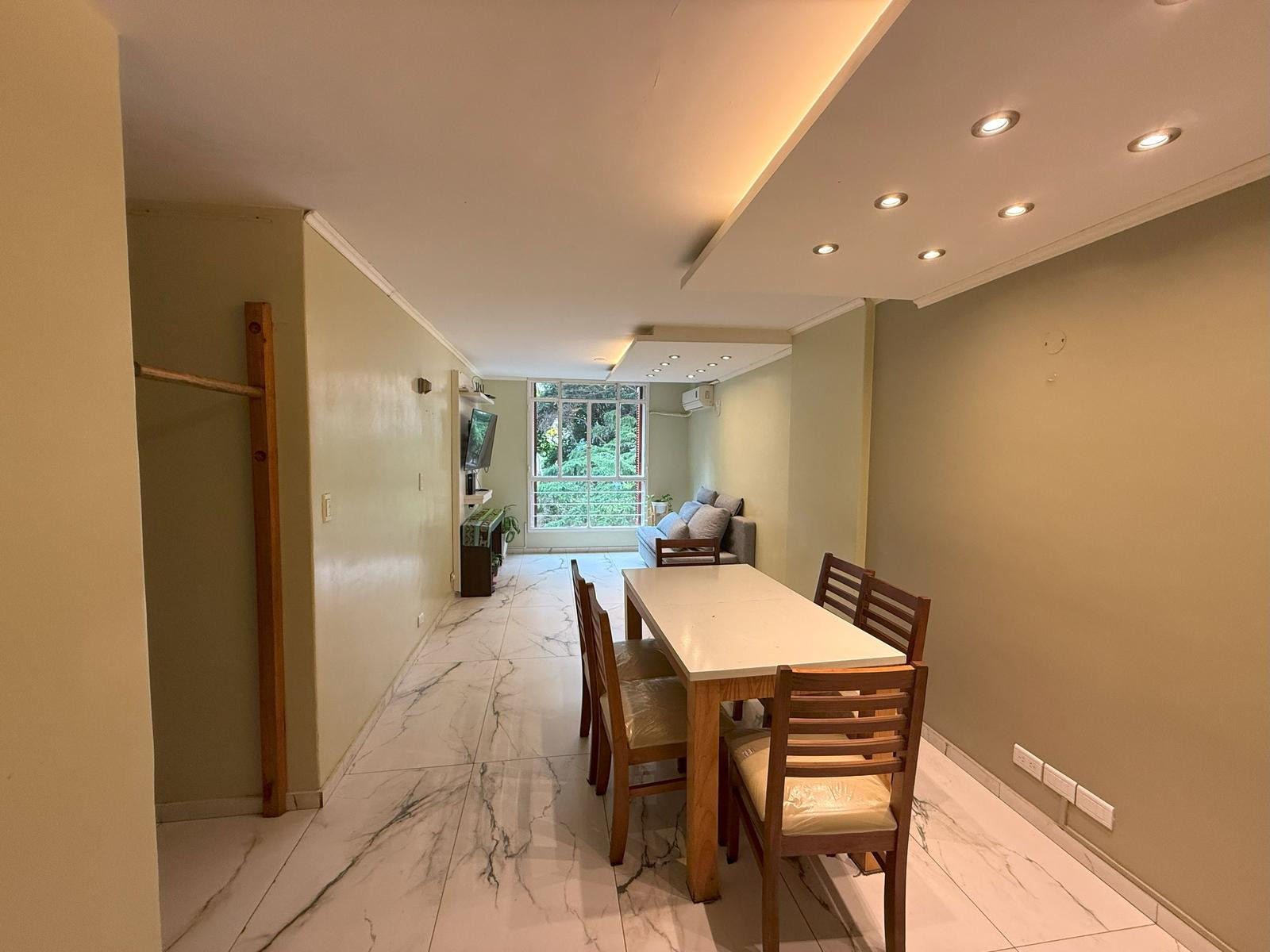 Четырёхкомнатная квартира с 3 спальнями в La Boca