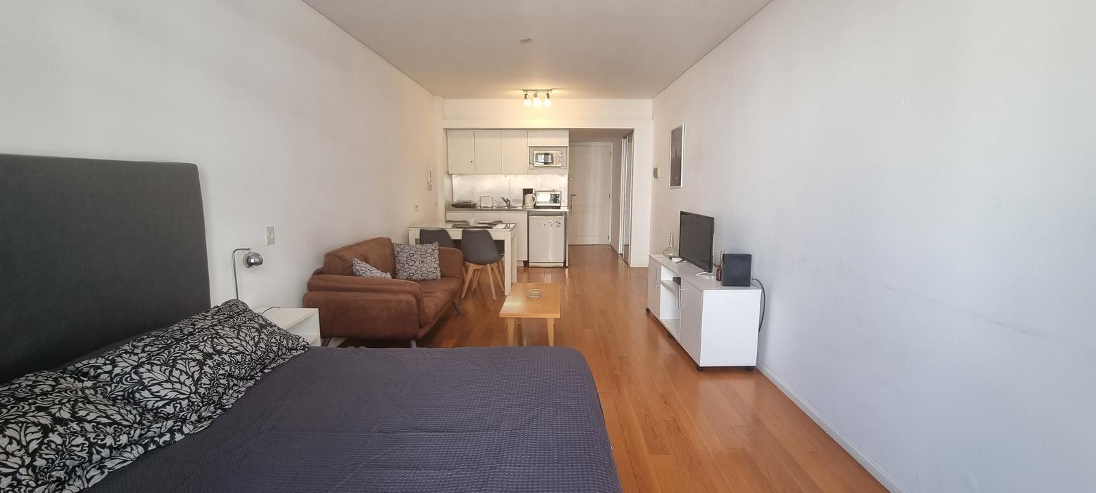 Departamento 2 ambientes con balcón en Palermo