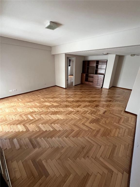 Apartamento de 3 ambientes com 2 quartos em Lomas de Zamora