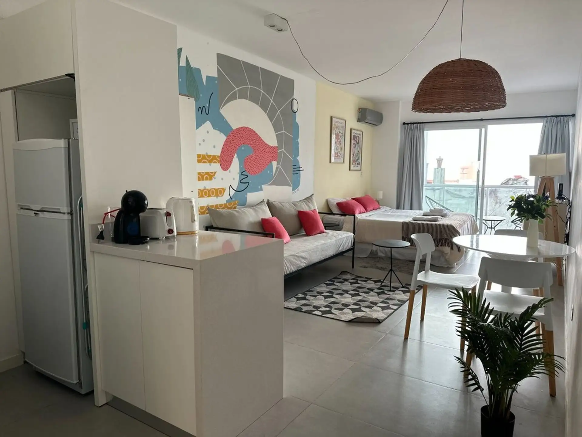 Apartamento mobiliado de um ambiente com 35 m² em Retiro