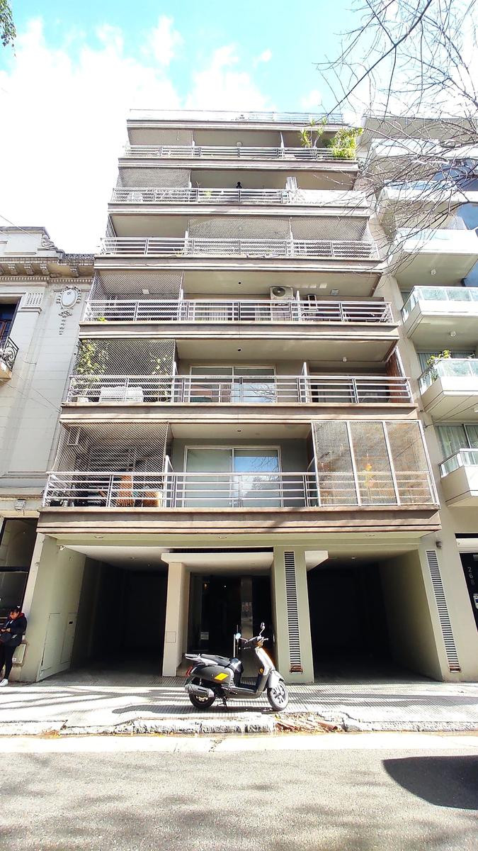 Квартира с 1 спальней в Almagro