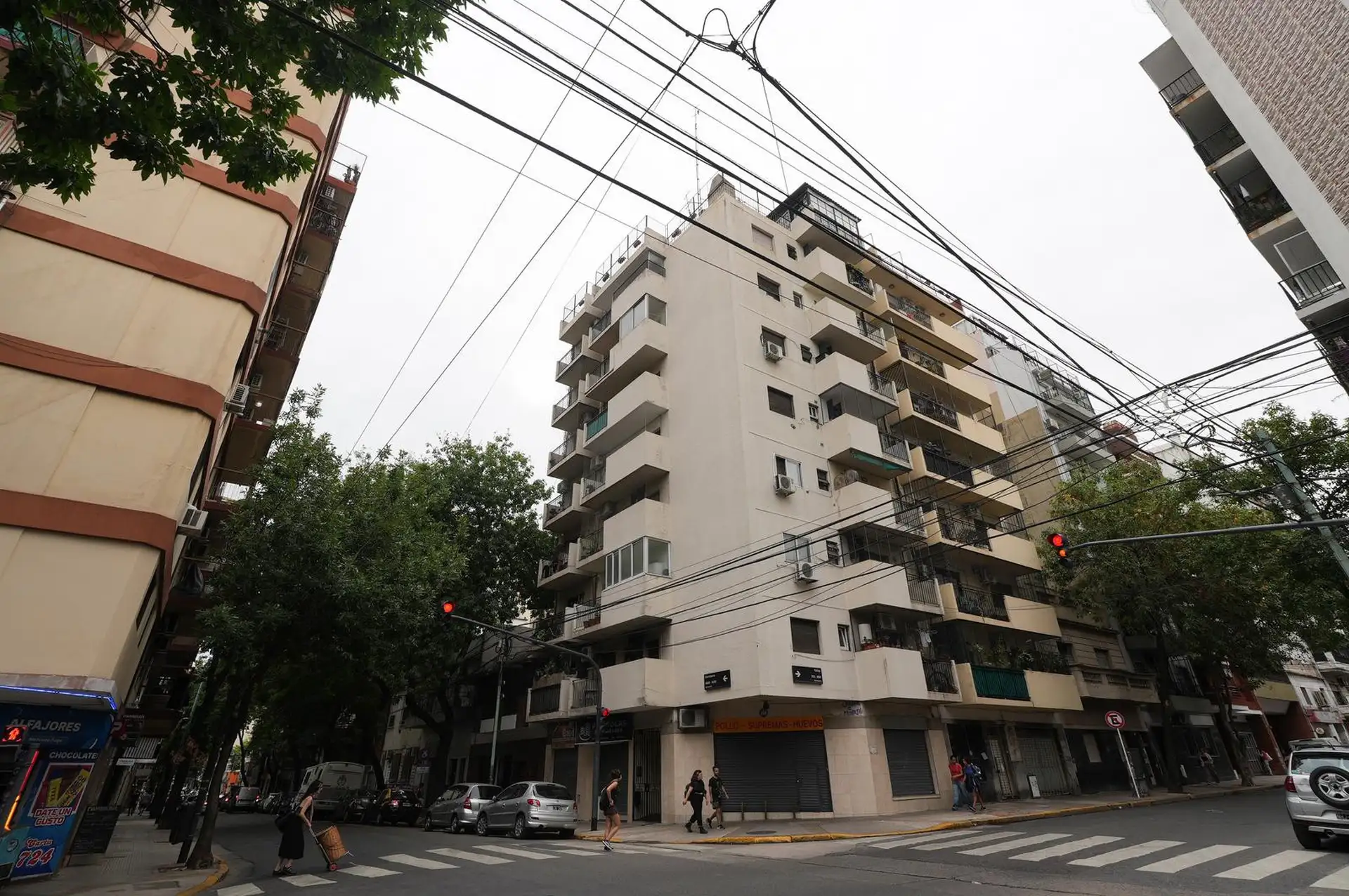 Furnished studio apartment in Almagro with balcony