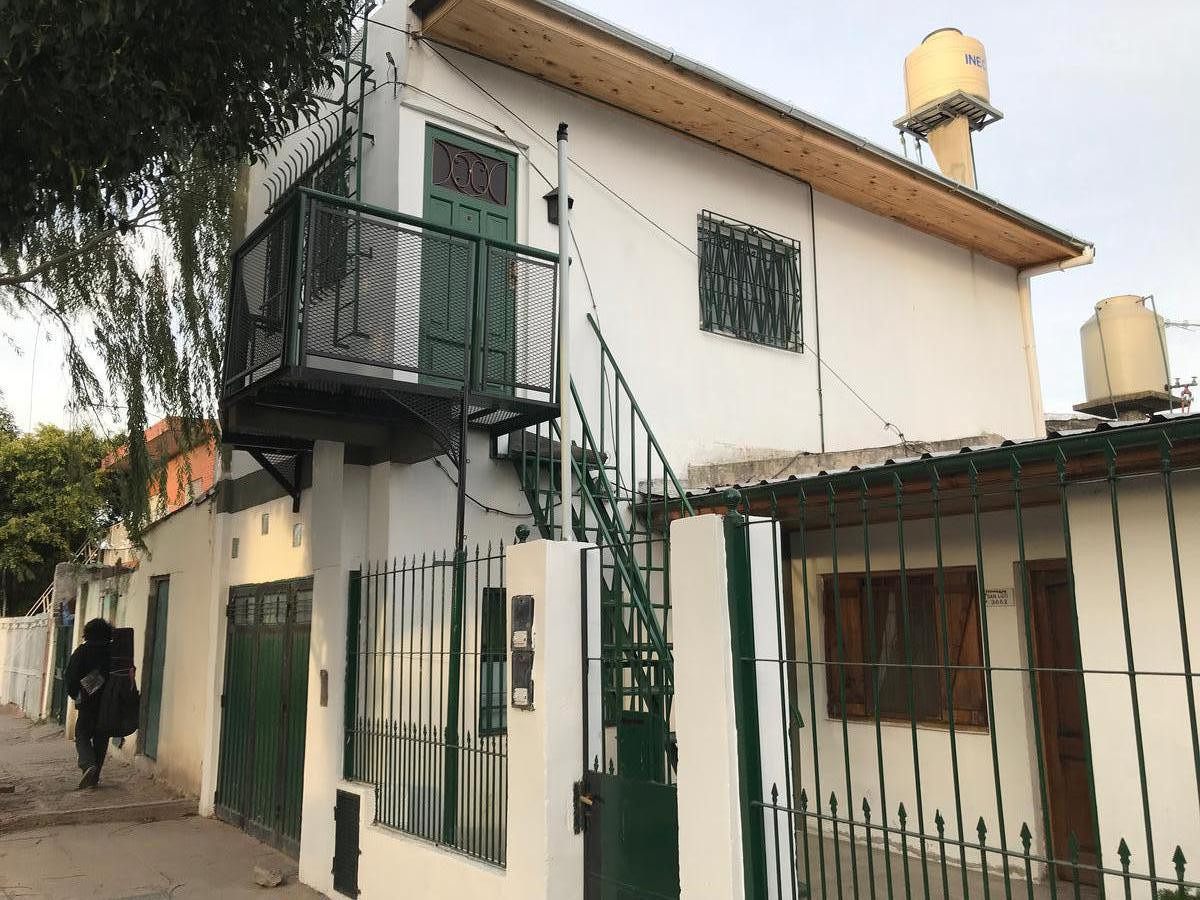 Однокомнатная квартира с балконом в Quilmes Oeste