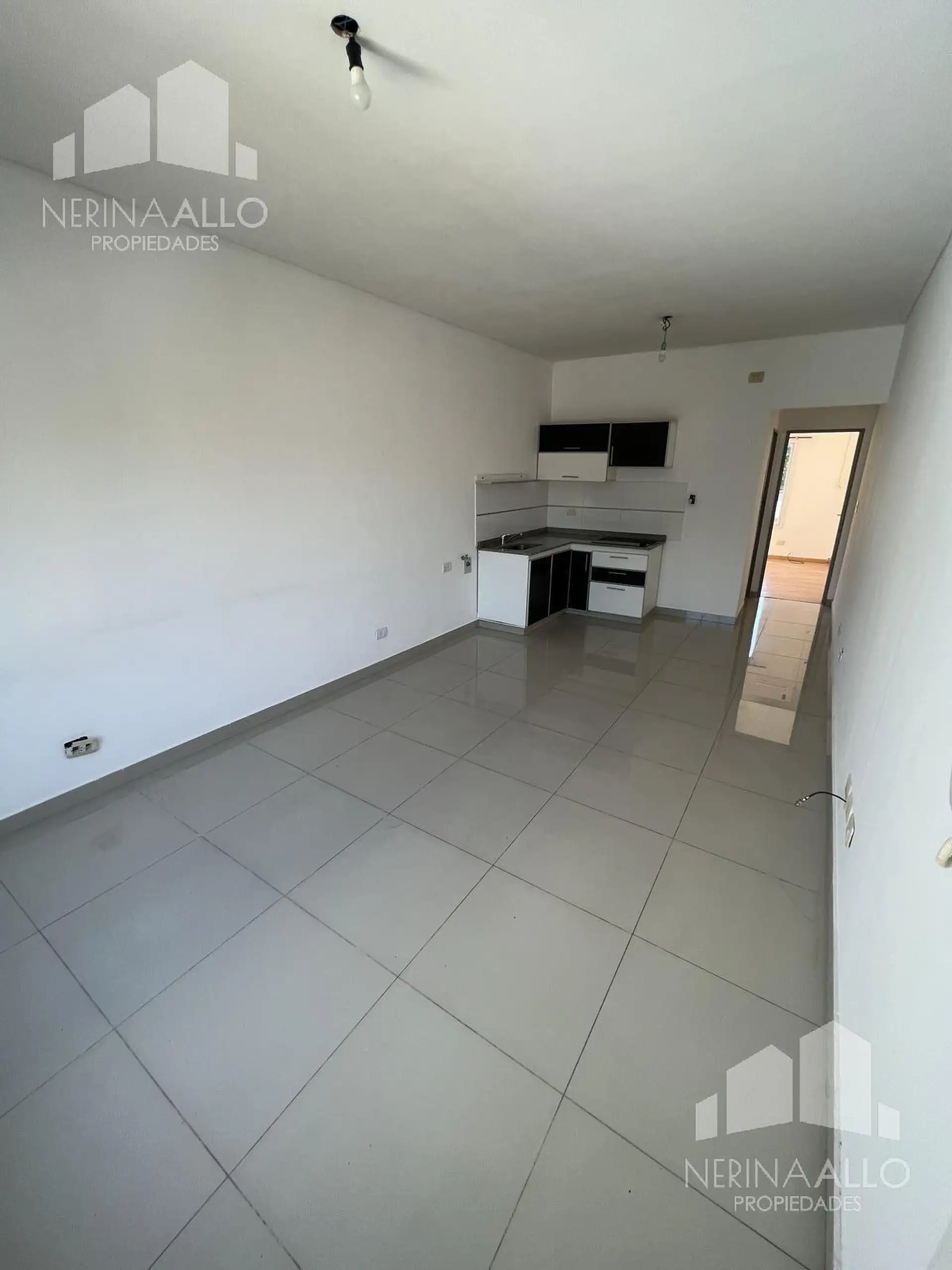 Apartamento de dois ambientes com 1 quarto em Ituzaingó Norte