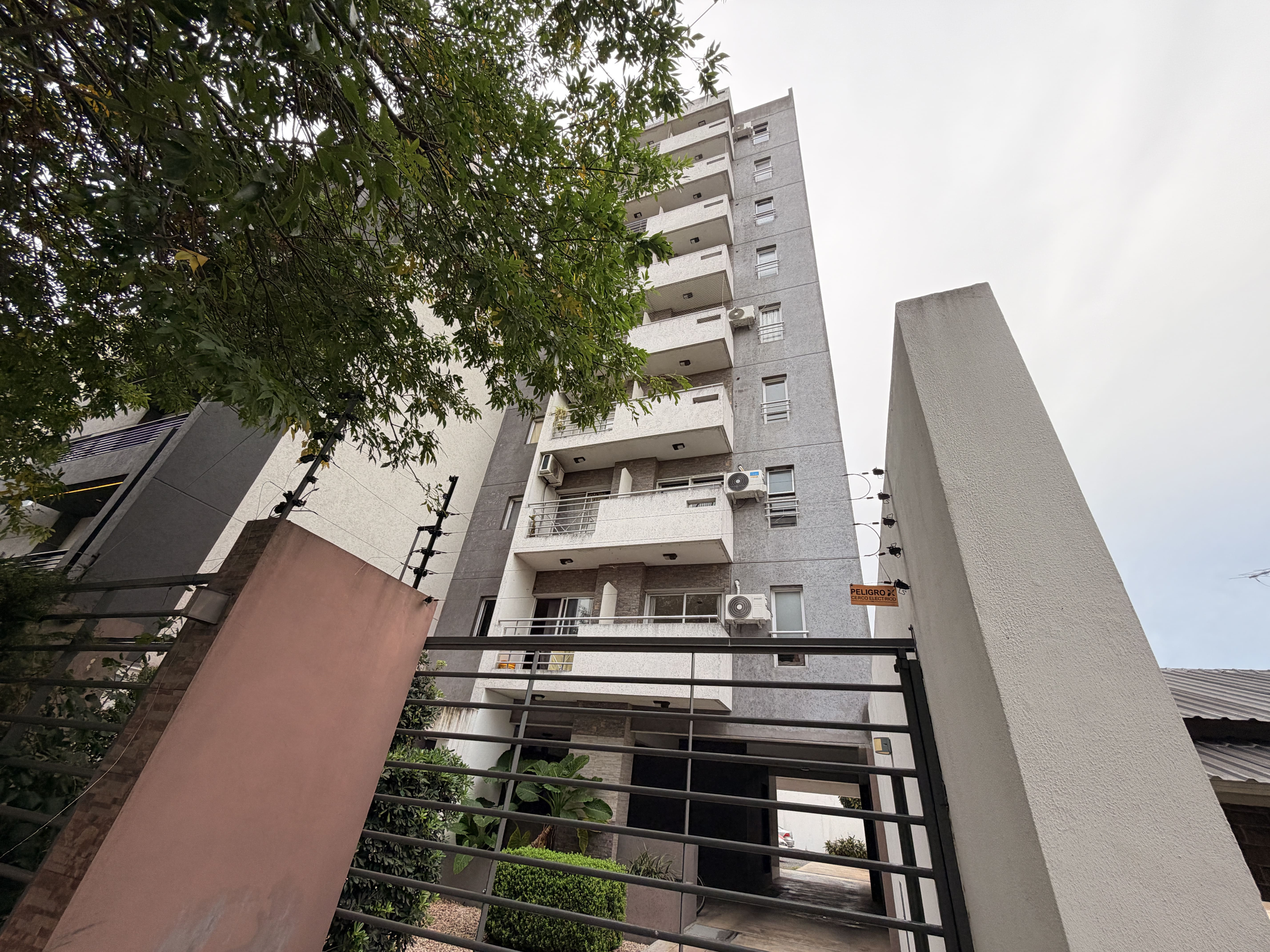 Departamento monoambiente en alquiler en Morón Sur