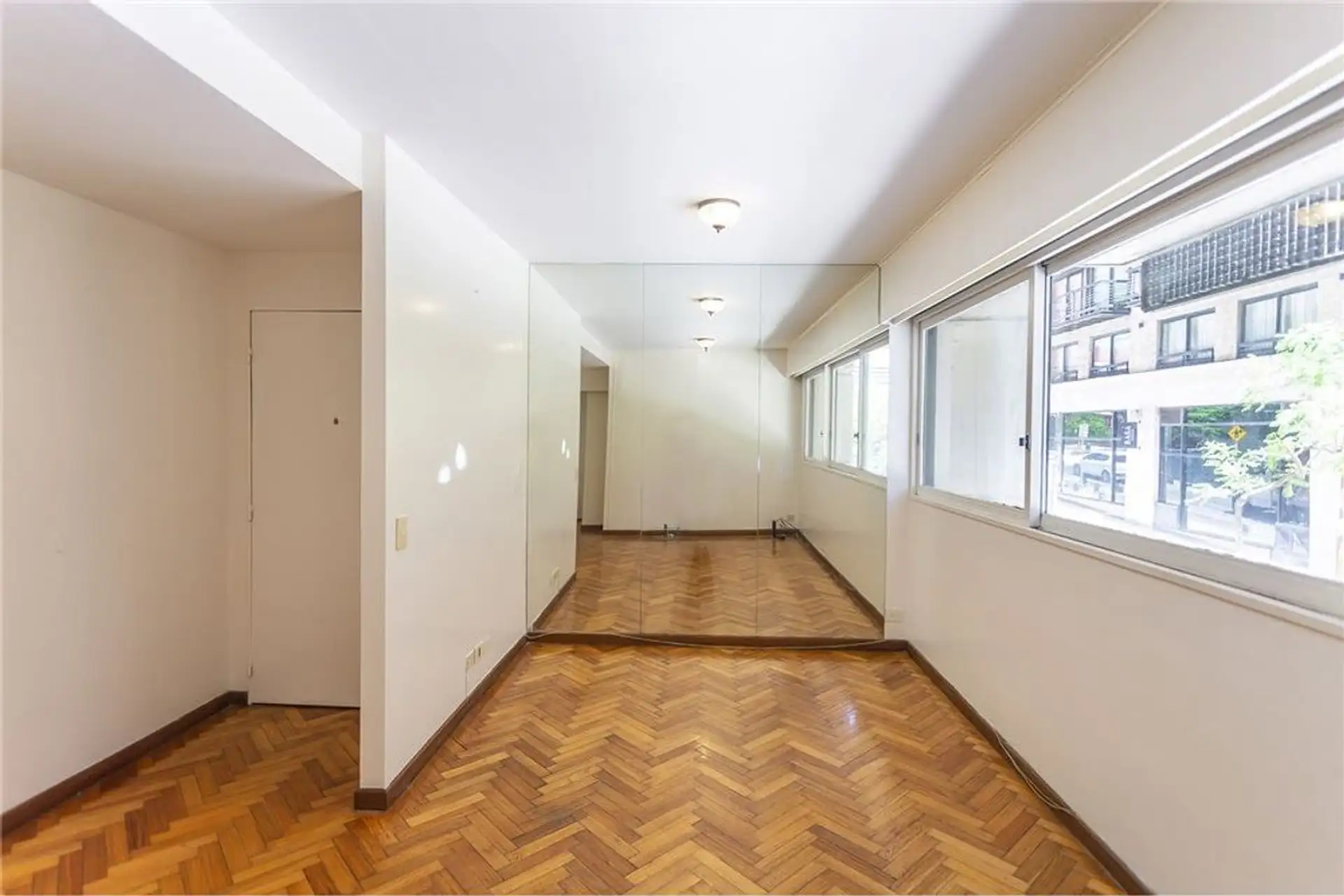 Departamento de 2 ambientes en Retiro, al frente