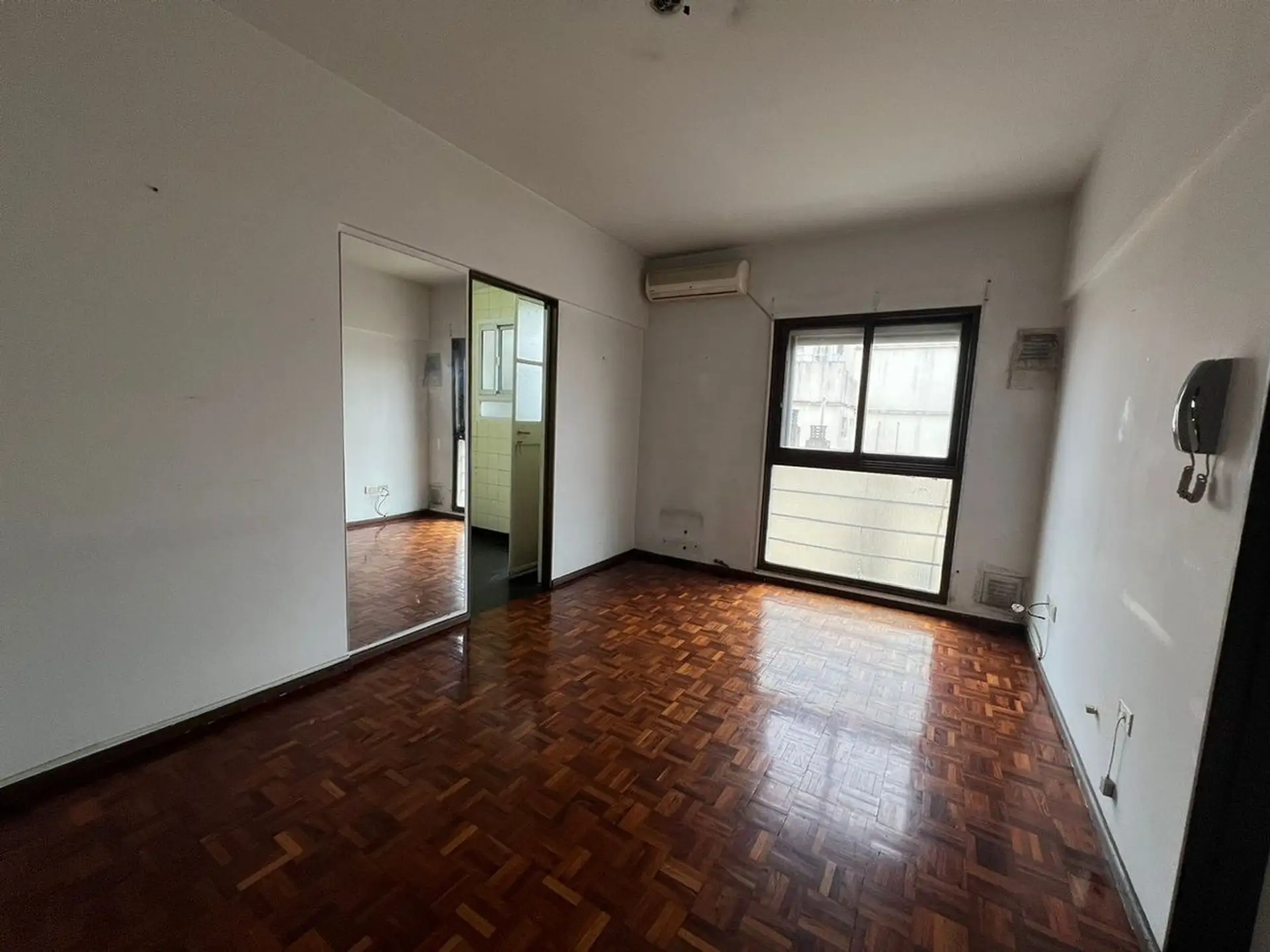 Apartamento de 2 ambientes na Av. Independencia em Balvanera