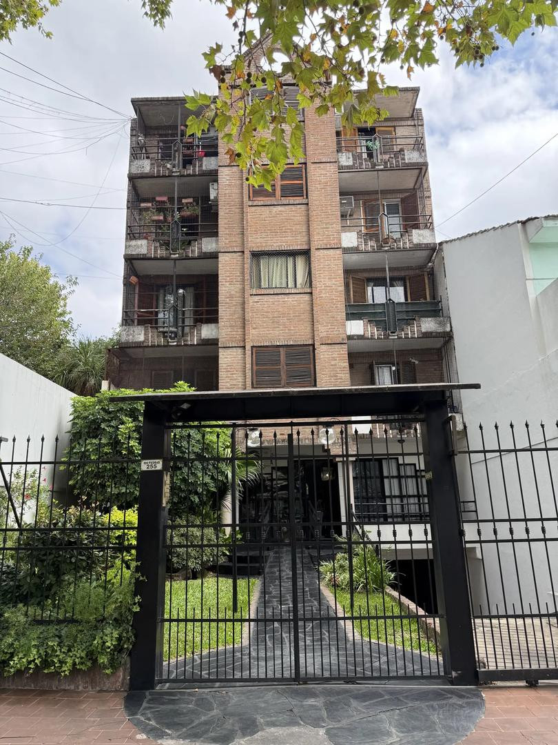 Apartamento de 2 quartos em Morón Sur