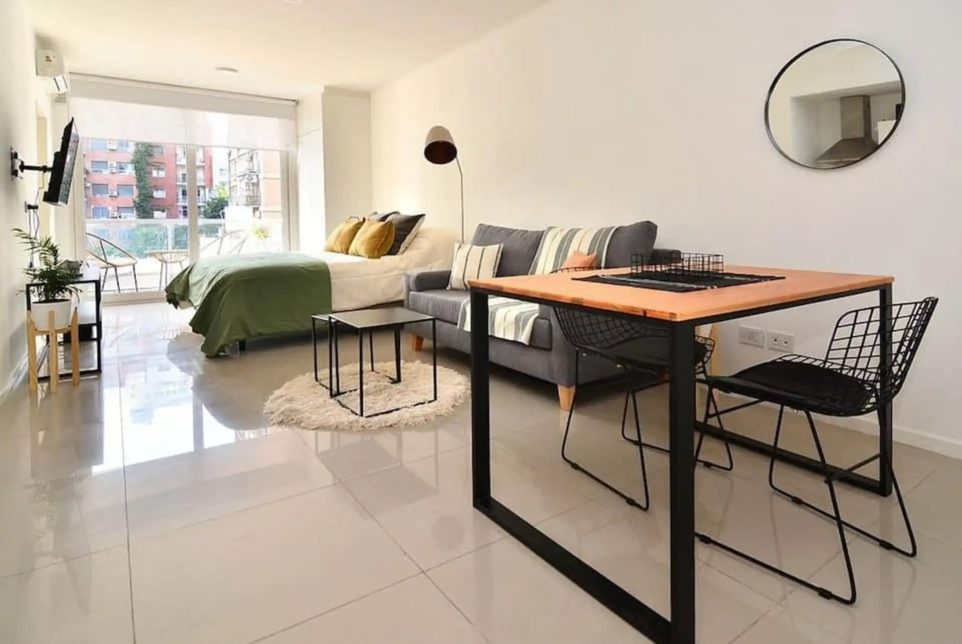 Kitnet mobiliado com varanda em Palermo