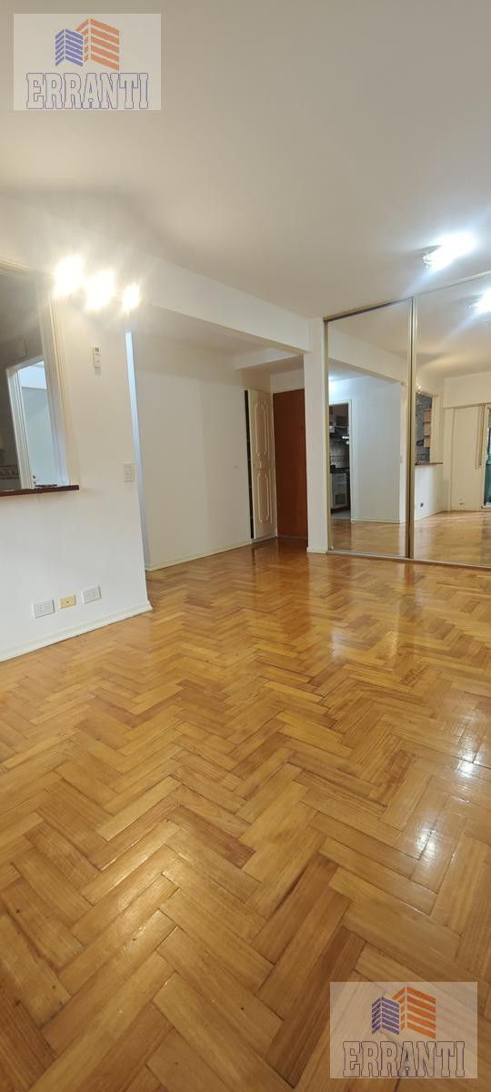 Departamento semipiso de 2 ambientes con 1 dormitorio en Flores
